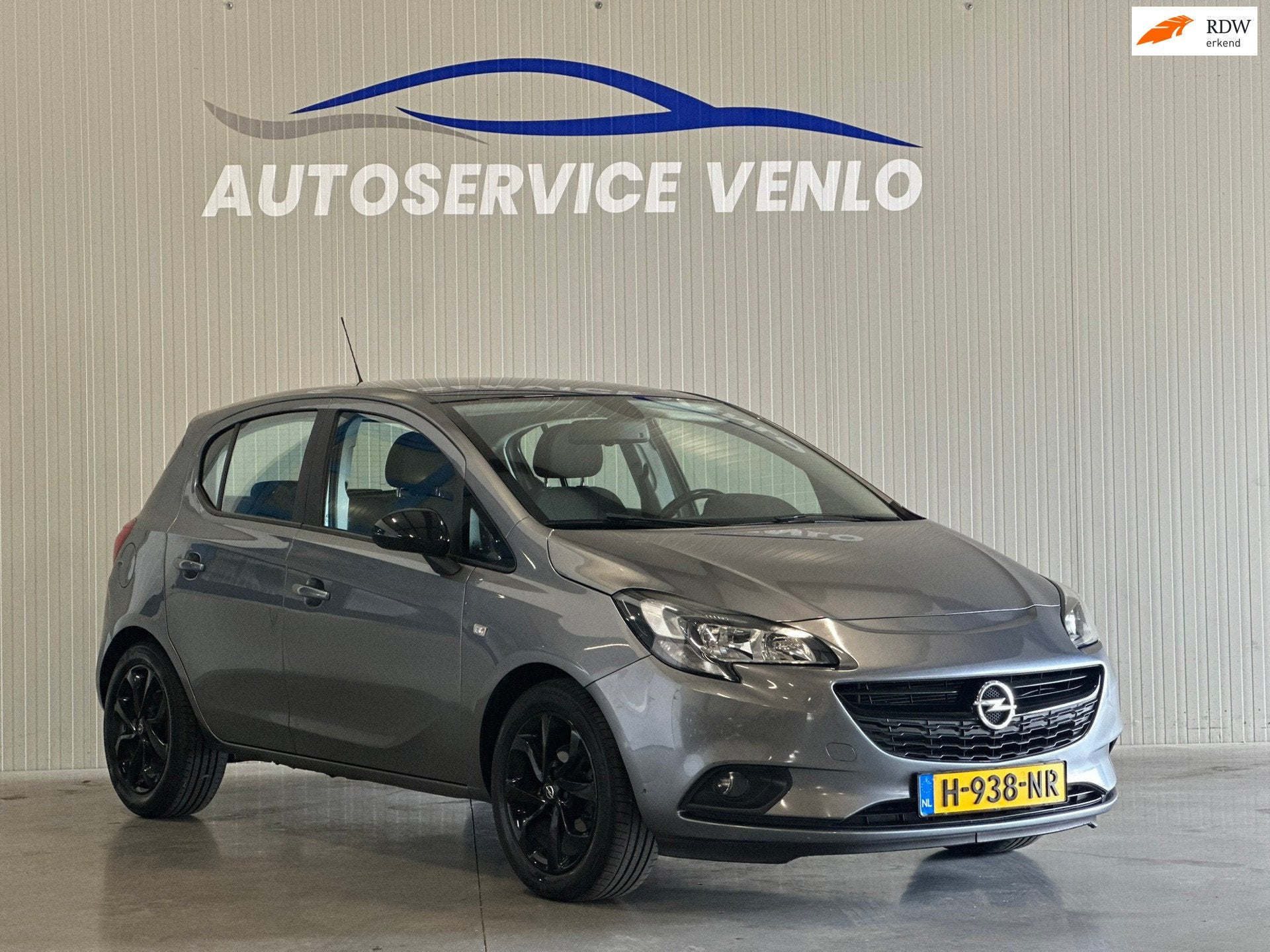 Opel Corsa 1.4 120 Jaar Edition Special| Carplay | Camera |, Auto's, Voorwielaandrijving, Gebruikt, 4 cilinders, 49 €/maand