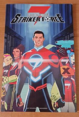 Striker Force 7 Cristiano Ronaldo 9789000369515, Ophalen of Verzenden, Zo goed als nieuw, Balsport