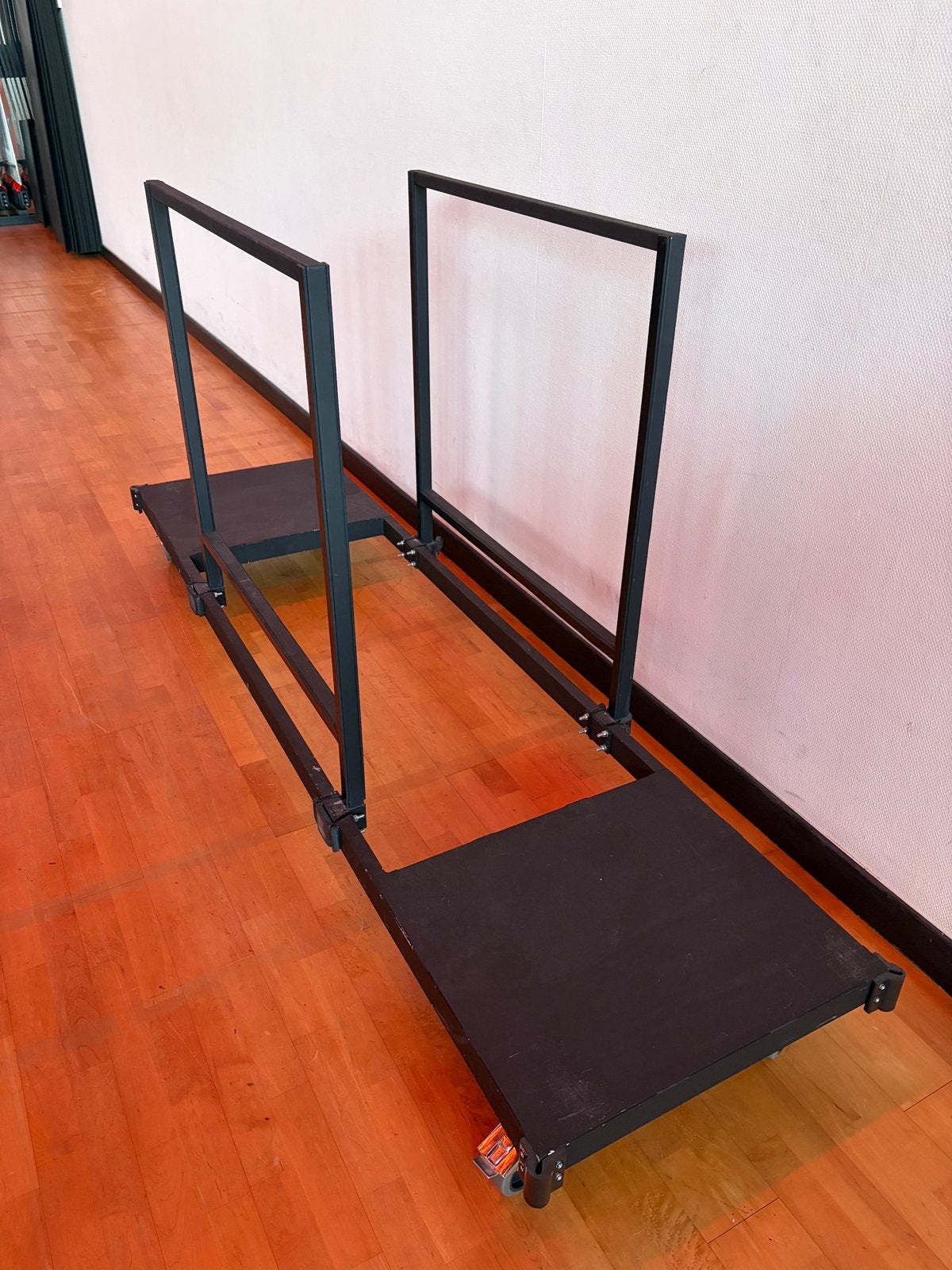4 verrijdbare Trolleys voor reformer pilates banken, Ophalen of Verzenden, Zo goed als nieuw, Overige typen