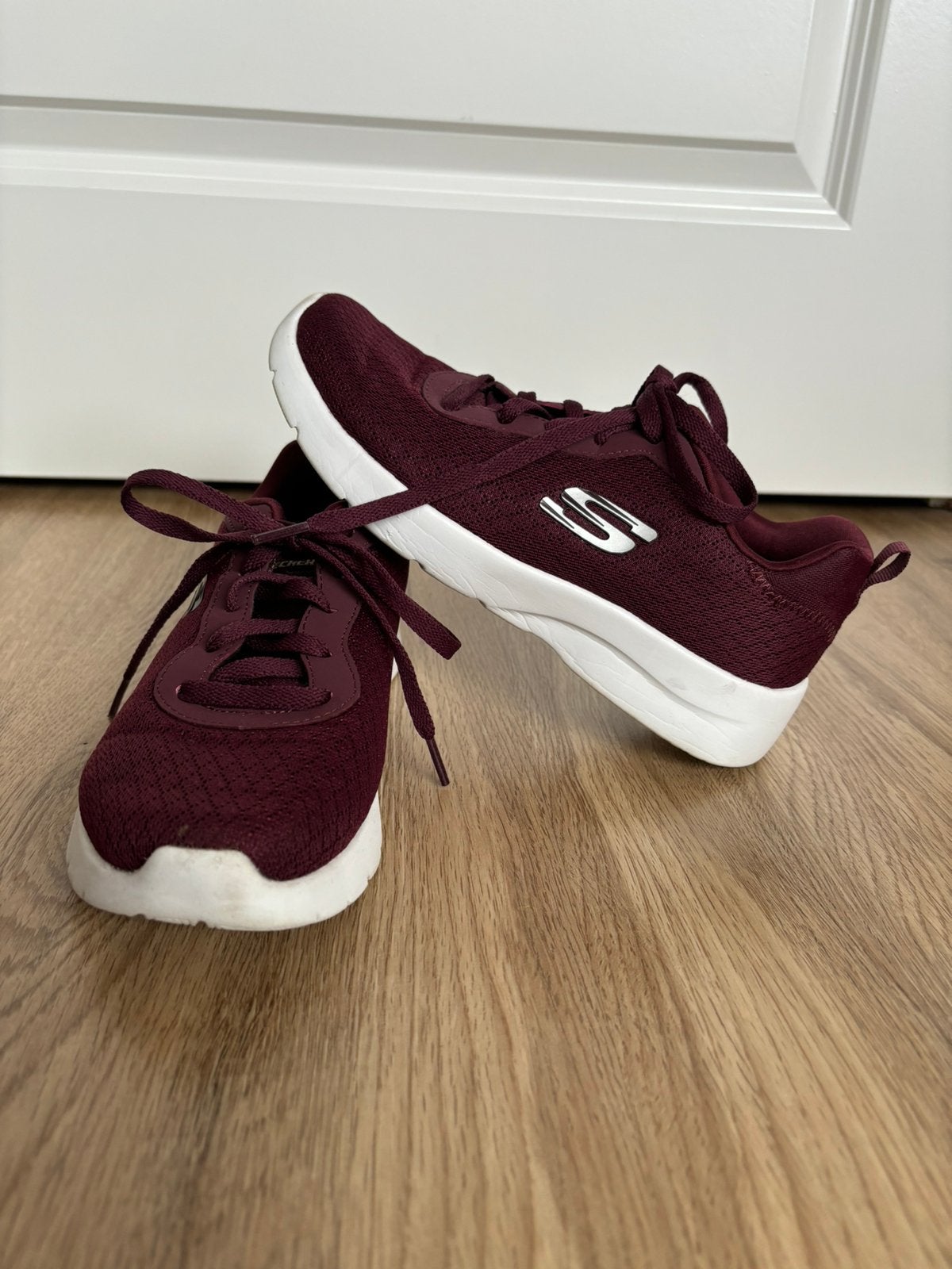 Bordeaux rode skechers maat 36 z.g.a.n., Ophalen of Verzenden, Rood, Sneakers of Gympen, Zo goed als nieuw