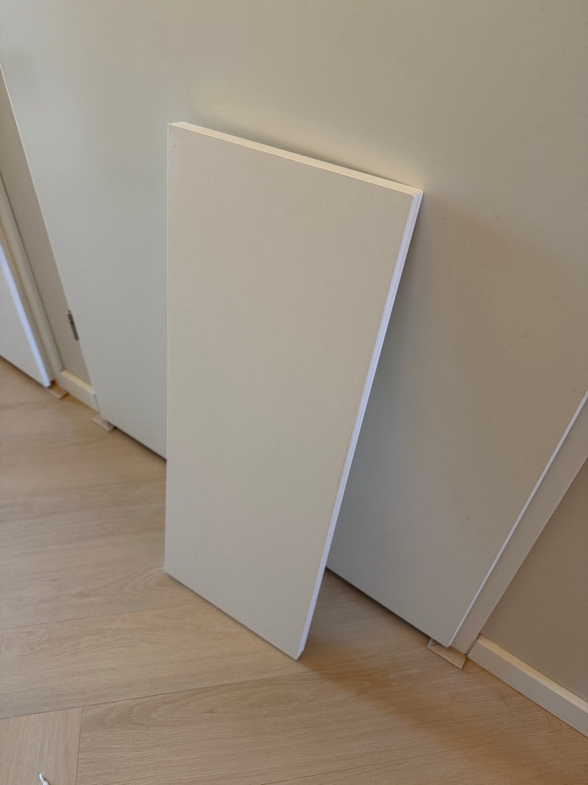 Wandplank, wit, 80x30 cm met beugels, Ophalen, Zo goed als nieuw