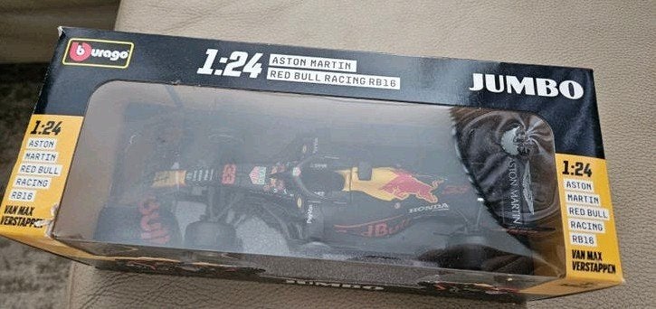 Bburago 1:24 Aston Martin RedBull Racing RB16 Max Verstappen, Ophalen of Verzenden, Nieuw, Auto, Bburago