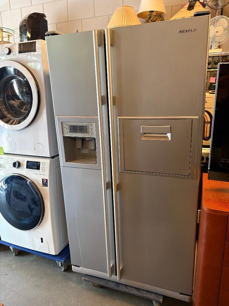 koel- vriescombinatie, Gebruikt, 200 liter of meer, 60 cm of meer, Met aparte vriezer