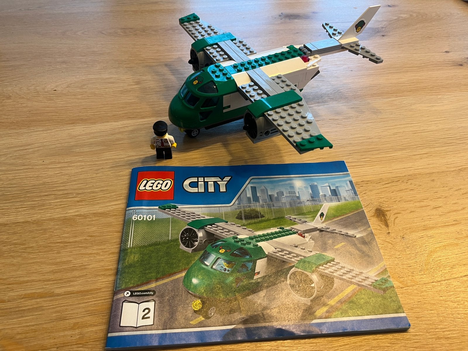 Lego City 60101 Vliegtuig + Vracht, Ophalen of Verzenden, Zo goed als nieuw