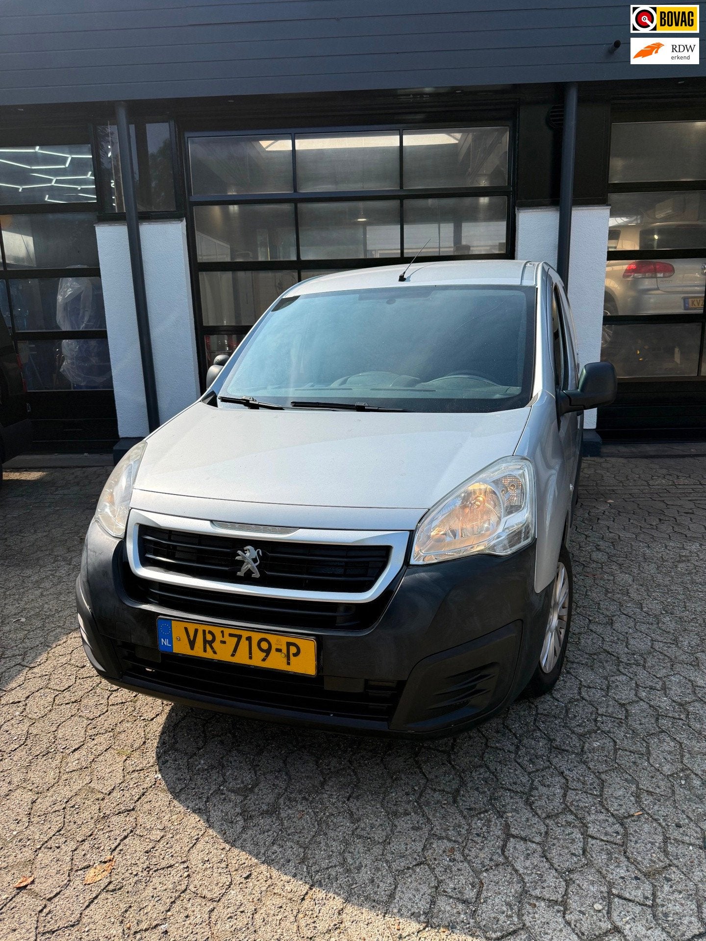 Peugeot Partner 120 1.6 BlueHDi 75 L1 XR, Auto's, Voorwielaandrijving, Stof, Gebruikt, 4 cilinders
