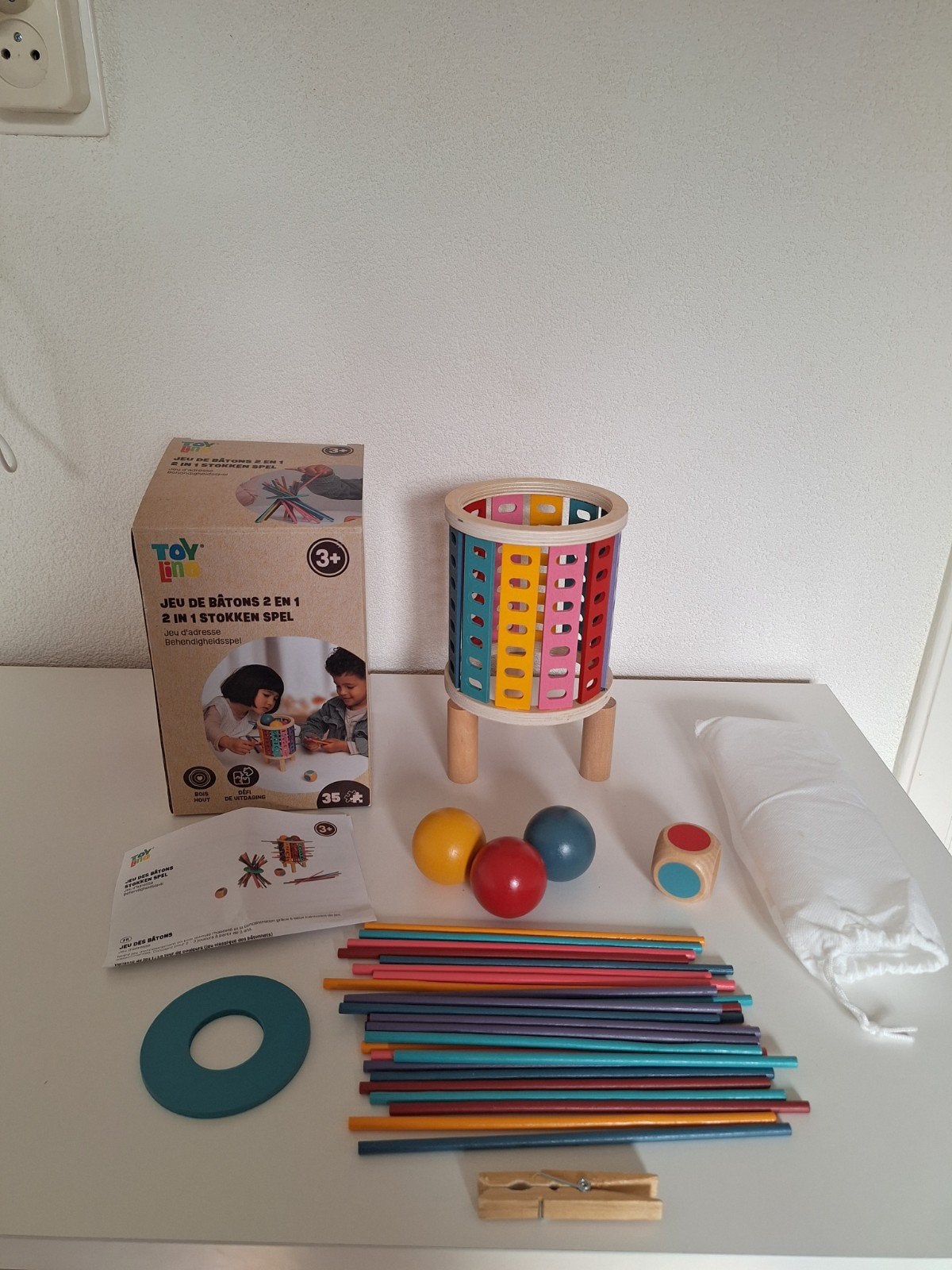 Nieuwe houten montessori 2 in 1 stokken spel, ballen spel, d, Ophalen of Verzenden, Nieuw, Overige typen