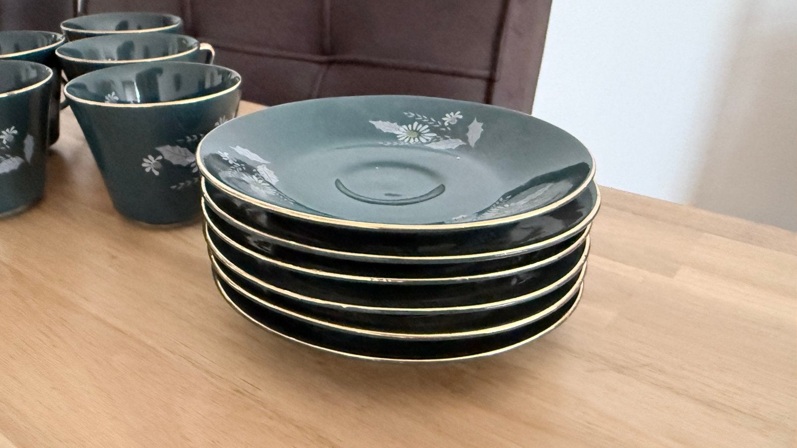Vintage koffie-/theeservies – groen met gouden details, Ophalen