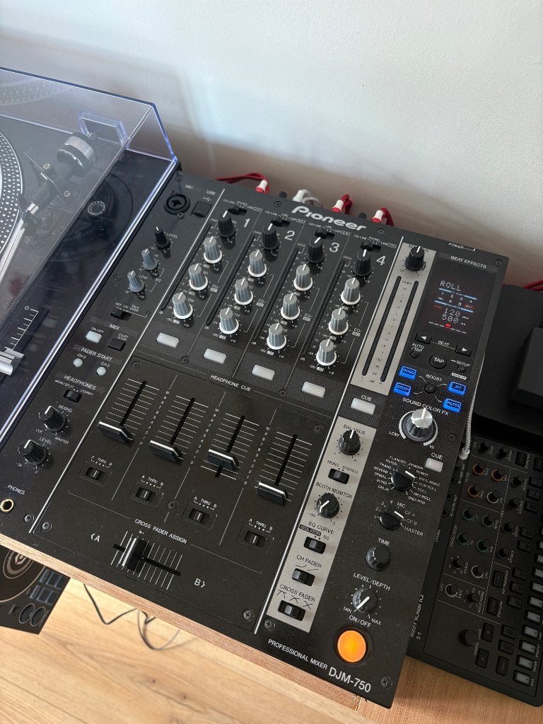 Pioneer DJM 750, Ophalen of Verzenden, Zo goed als nieuw, Dj-set, Pioneer