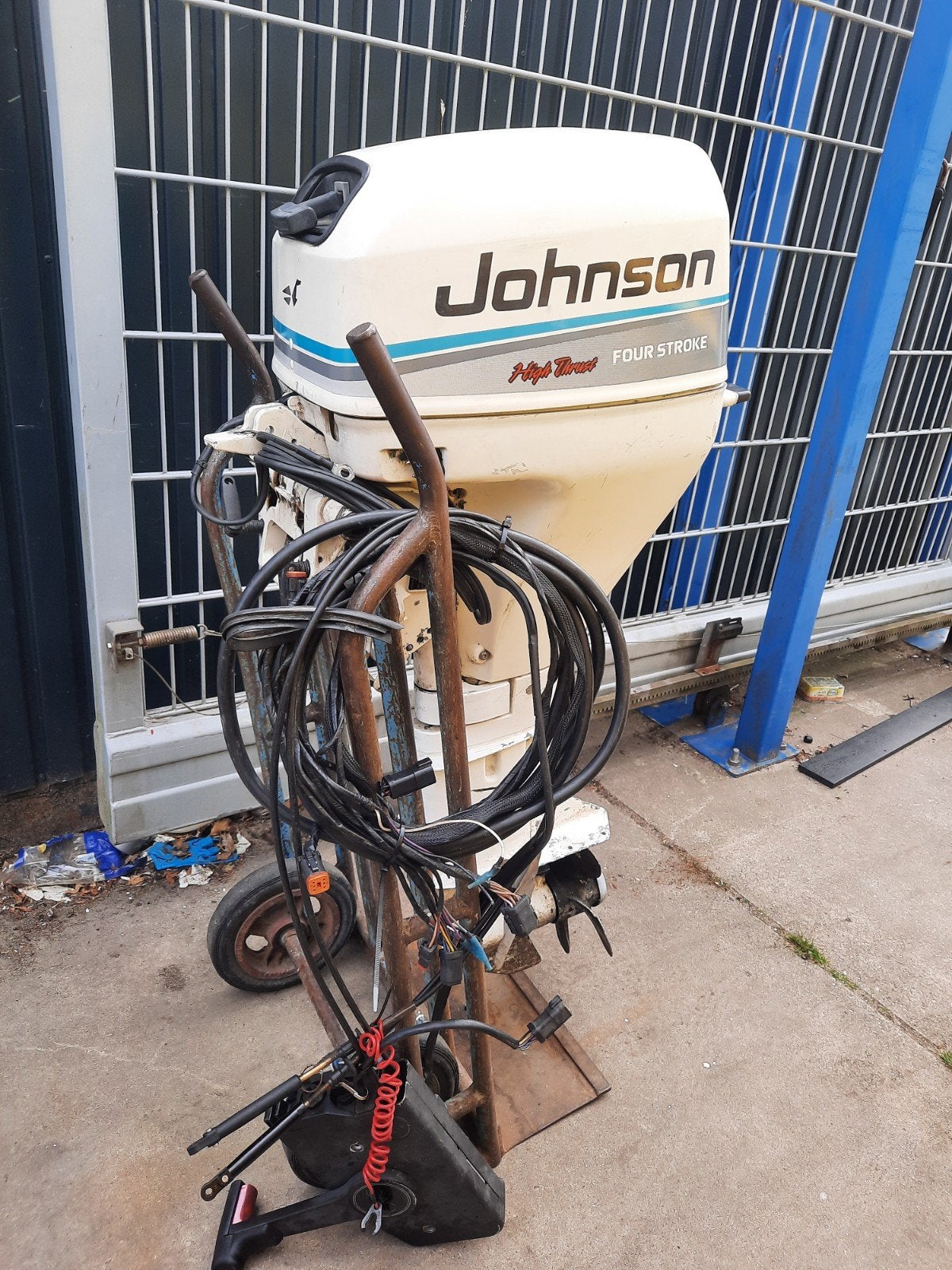 Johnson 9 9 pk 4 takt langstaart met een elektrische start, Watersport en Boten, Buiten- en Binnenboordmotoren, Ophalen, 10 tot 30 pk