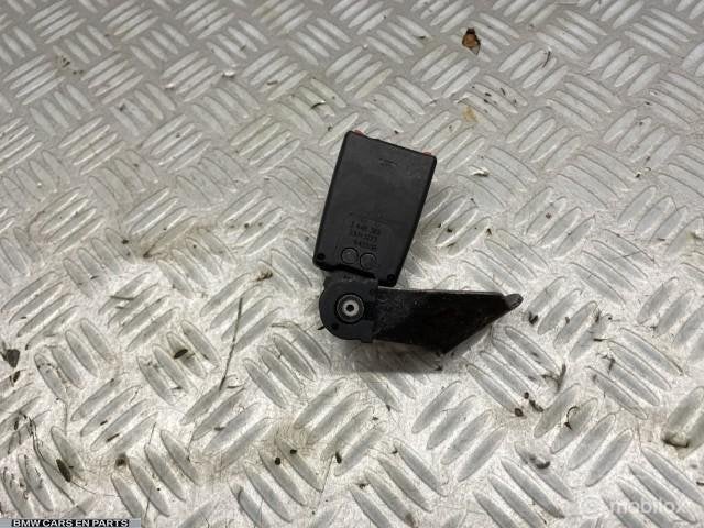 Gordelslot BMW X3 E83 gordelvanger achterbank e83 div aanwez, Auto-onderdelen, Gebruikt, Info@bmwcarsenparts.nl, Bmw, Ophalen of Verzenden