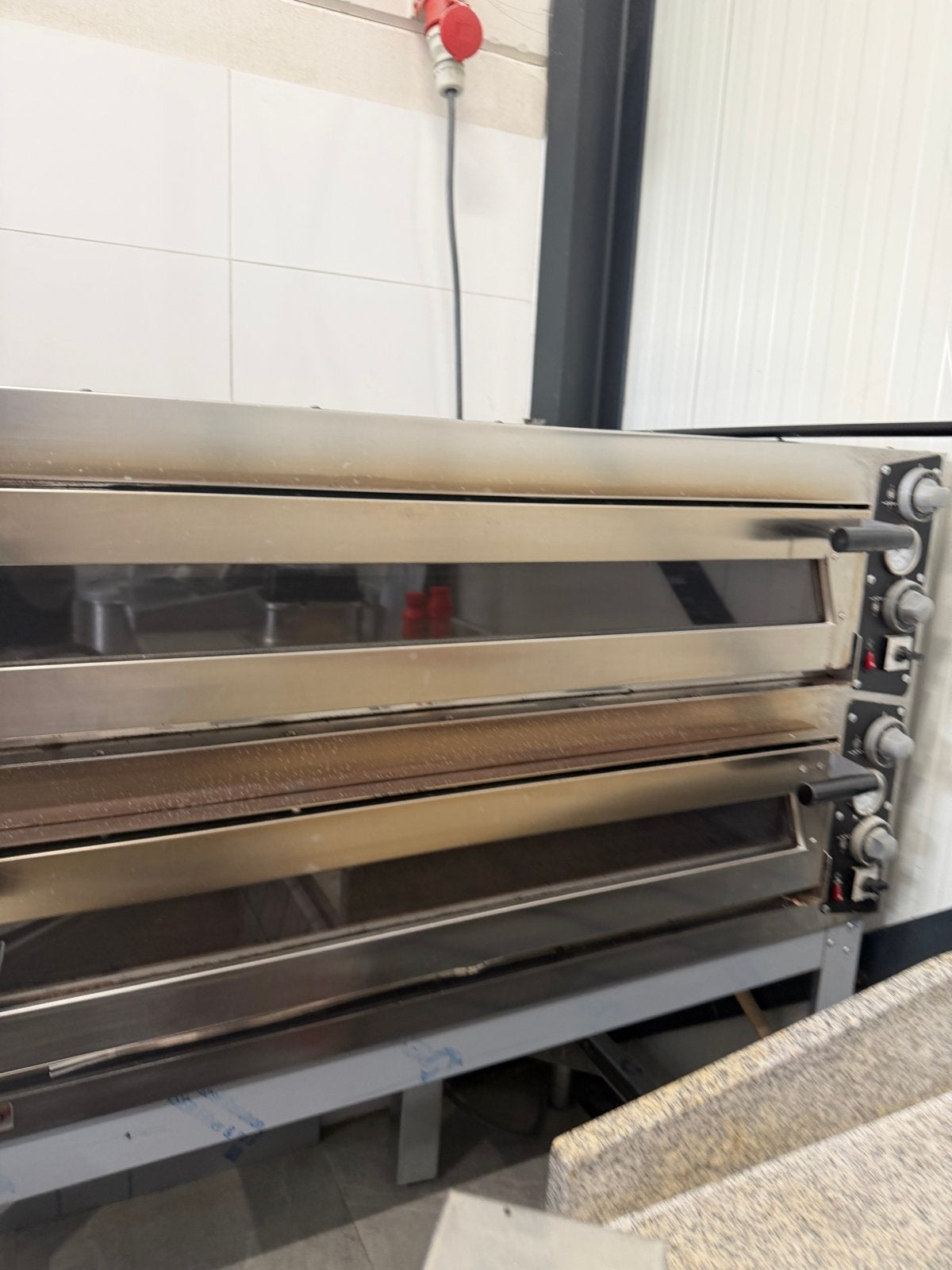 Elektrische pizzaoven met chamotte bakvloer - 2 kamers, Ophalen, Gebruikt, Ovens, Magnetrons en Steamers