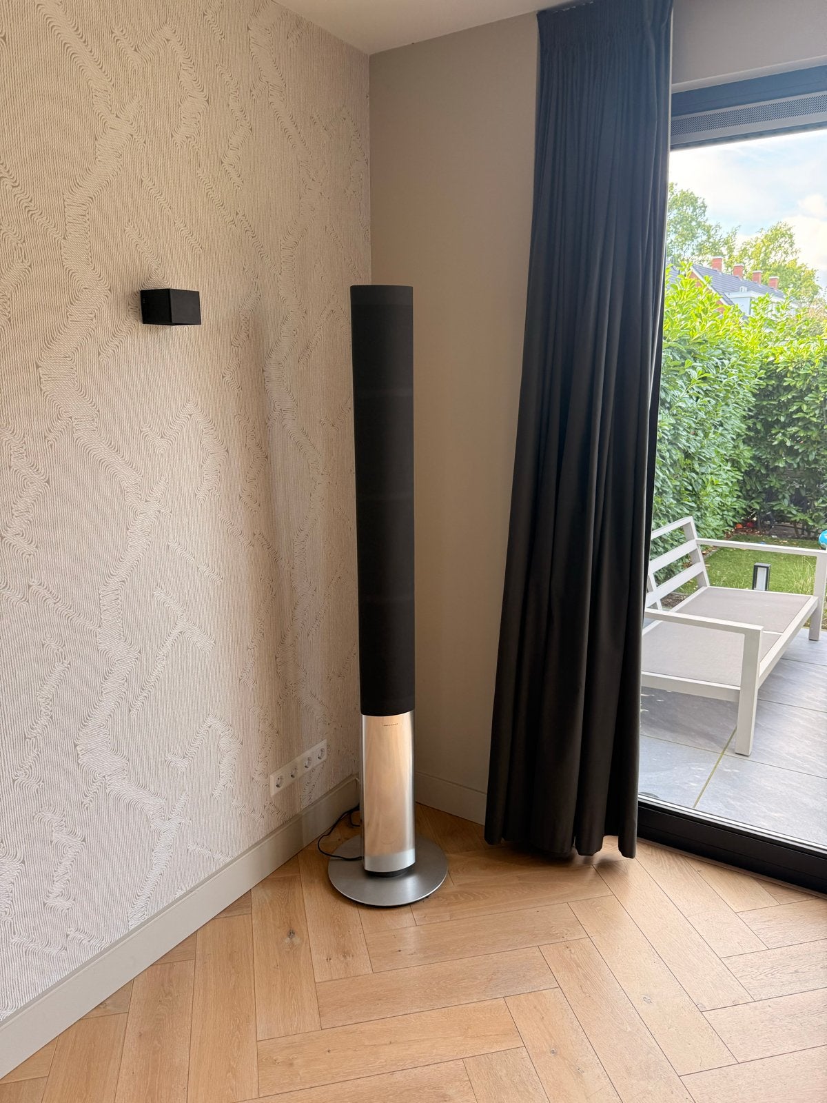 Bang & Olufsen BeoLab 1 – set van 2 + Sonos aansluiting, Vloerstaande luidspreker, Gebruikt, Inclusief kabels, Ophalen of Verzenden
