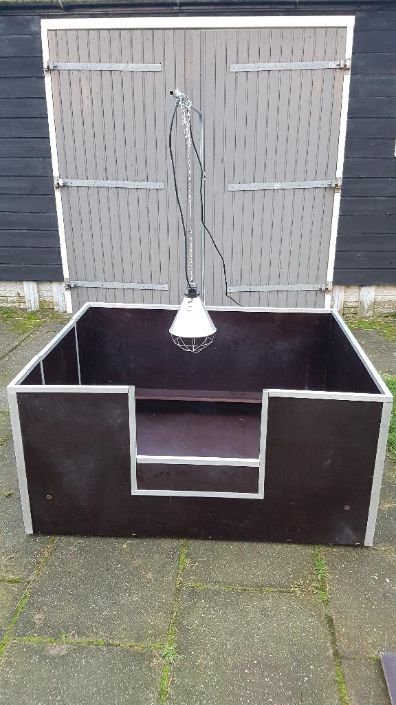 Werpkist te huur 133 x 109, Ophalen, Gebruikt, 110 cm of meer, Minder dan 65 cm