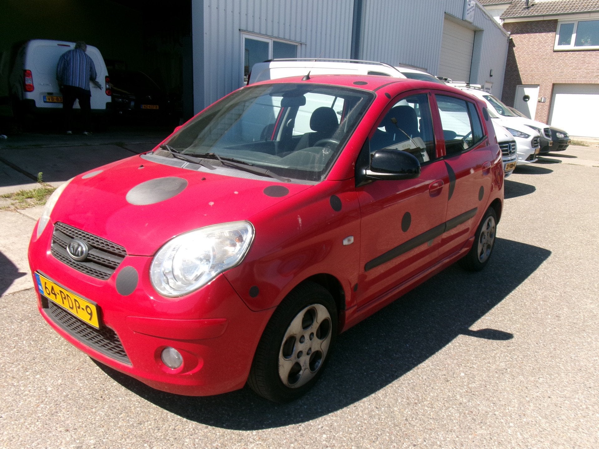 Kia Picanto 1.0 X-pect Nieuwe APK (bj 2011), 4 cilinders, 400 kg, Origineel Nederlands, Bedrijf