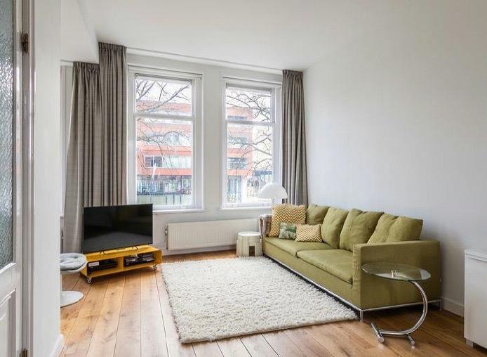 Comfortabele B&B Italia bank in olijfgroen, Ophalen, Gebruikt, Tweepersoons, 75 tot 100 cm