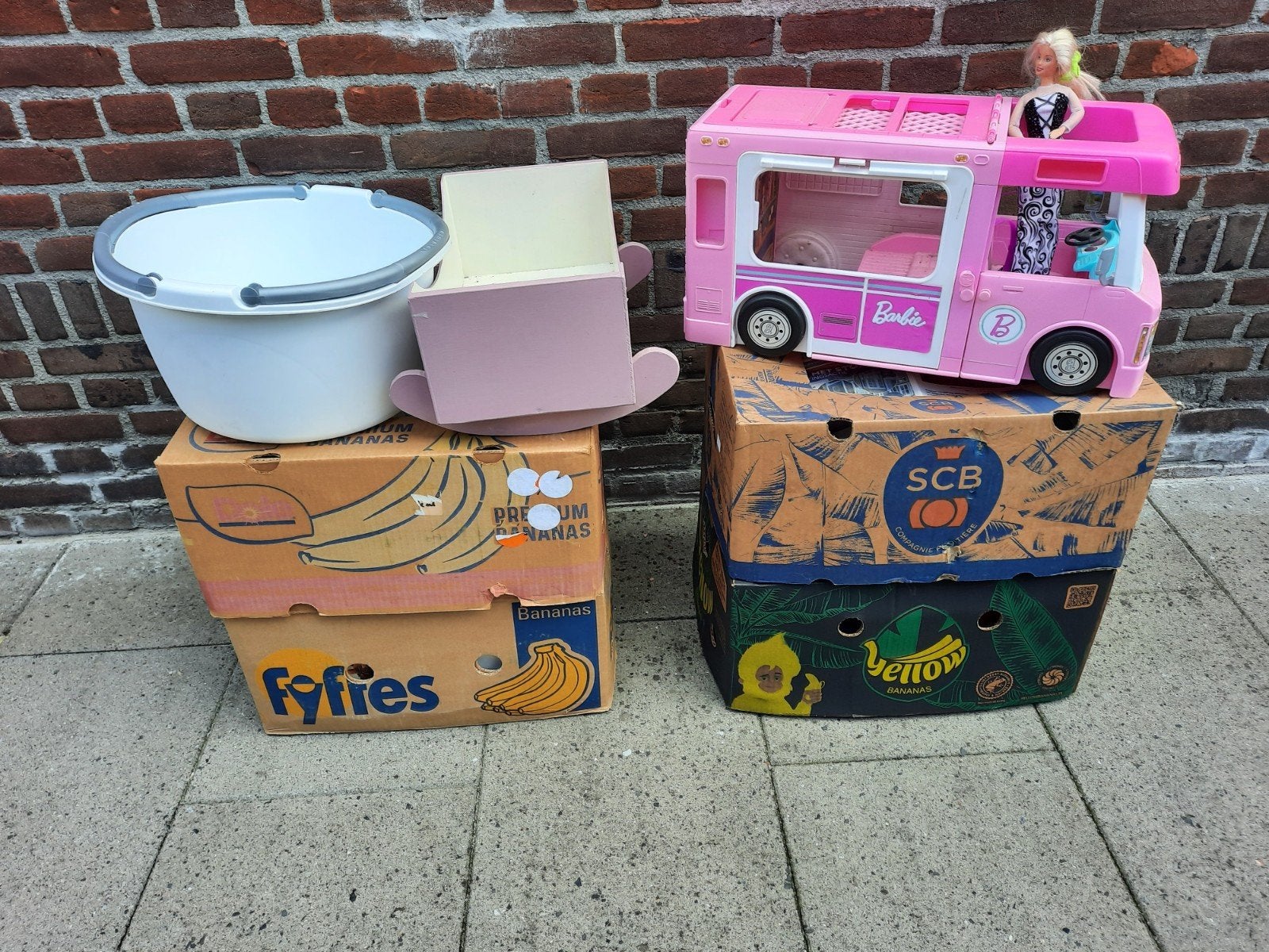 Rommelmarktspullen .., Ophalen