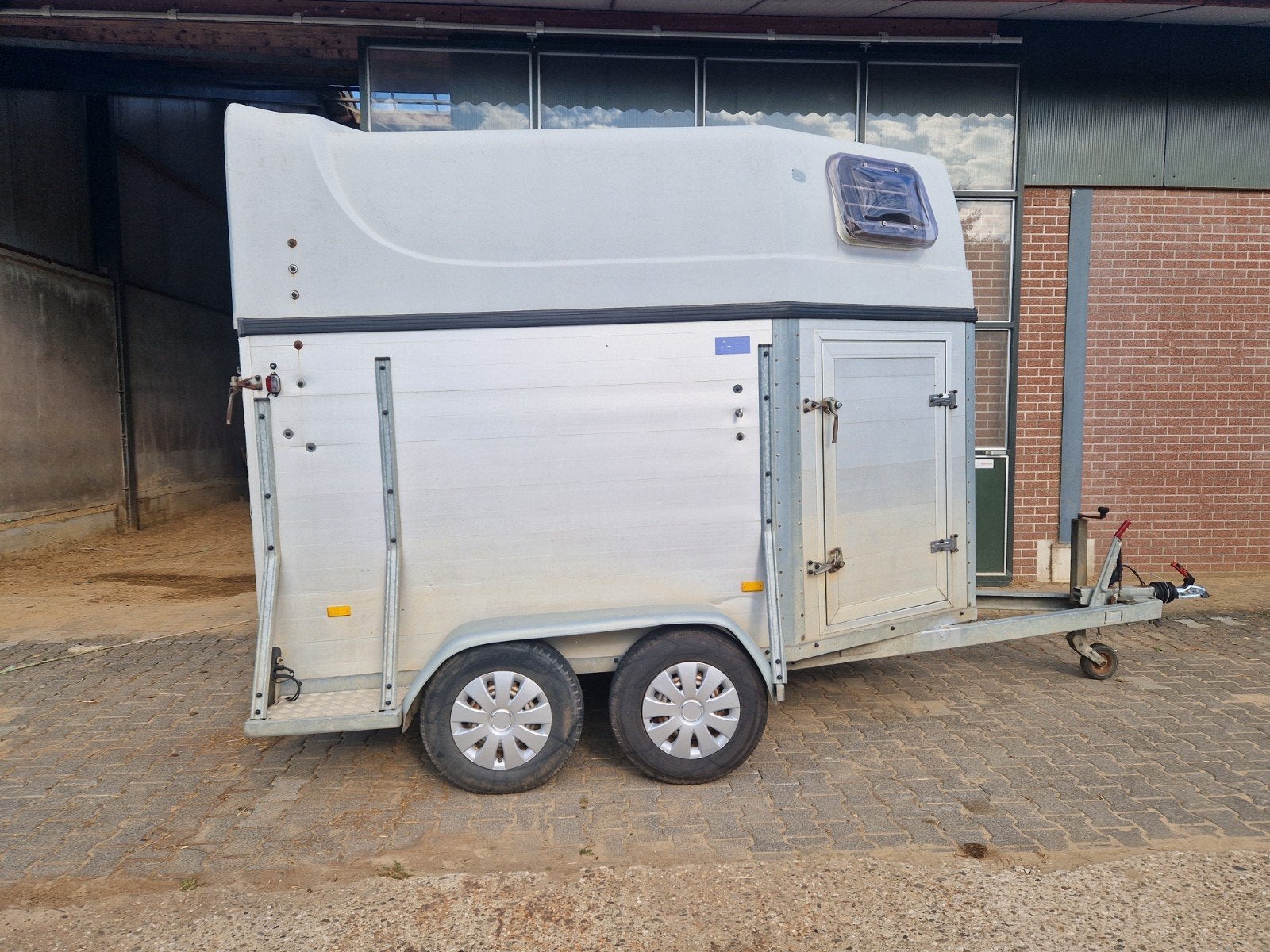 2 Paards aluminium trailer –  Hotra – nette staat, Ophalen, Gebruikt, Aluminium, 2-paards trailer