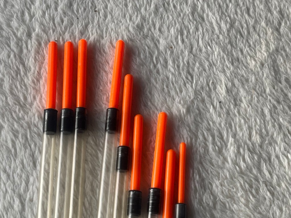 adv 392 / NIEUW mixset 17 matchdobbers, Ophalen of Verzenden, Nieuw, Dobber of Lood