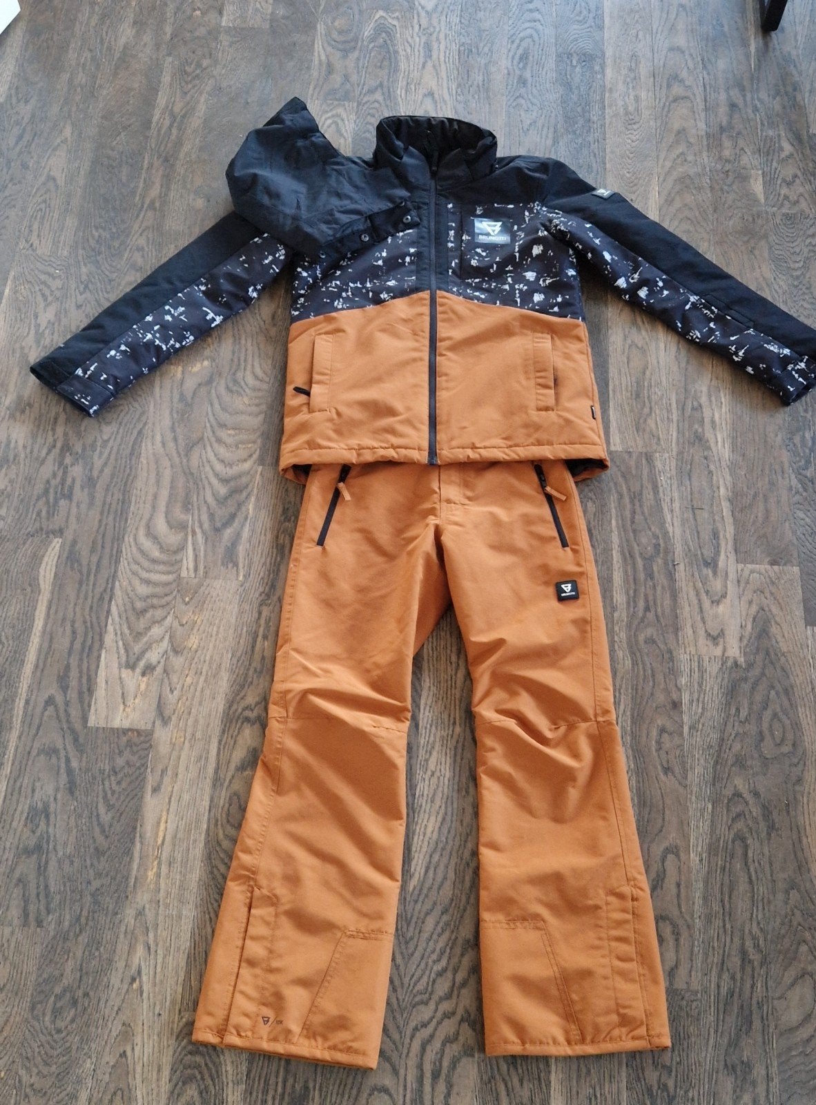 Brunotti skijas en skibroek, Sport- of Zwemkleding, Ophalen of Verzenden, Zo goed als nieuw, Brunotti