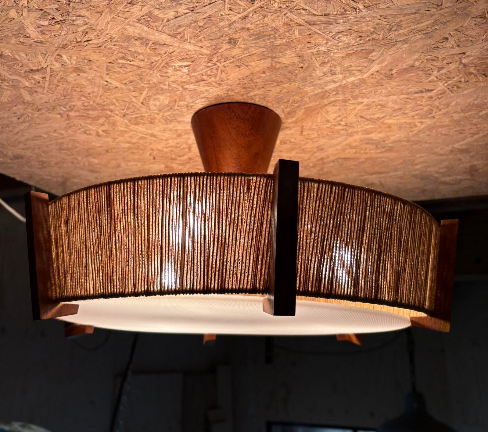 Temde teakhouten met sisal plafondlamp model 739, Huis en Inrichting, Temde, Duitsland, Zo goed als nieuw, X