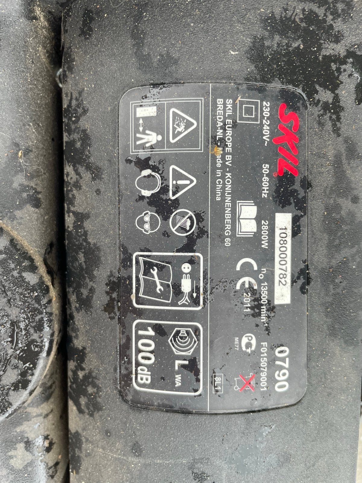 Skil Bladzuiger en Bladblazer 2800W, Tuin en Terras, Gebruikt, Handgedragen, Met neuswiel, Ophalen of Verzenden
