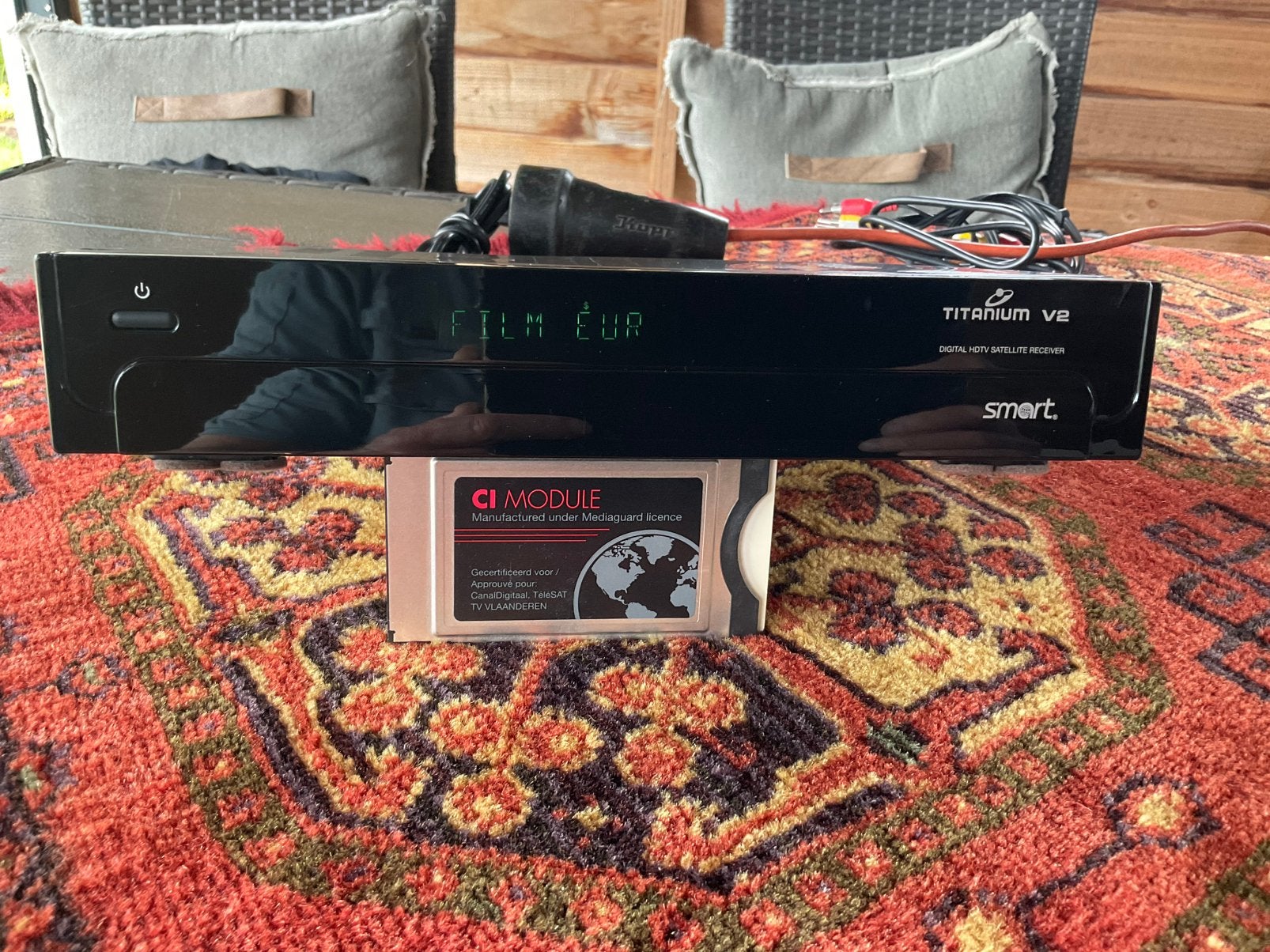SMART TITANIUM V2 DIGITAL HDTV SATELLITE RECEIVER, Audio, Tv en Foto, Schotelantennes, Ophalen of Verzenden, Gebruikt, Overige merken