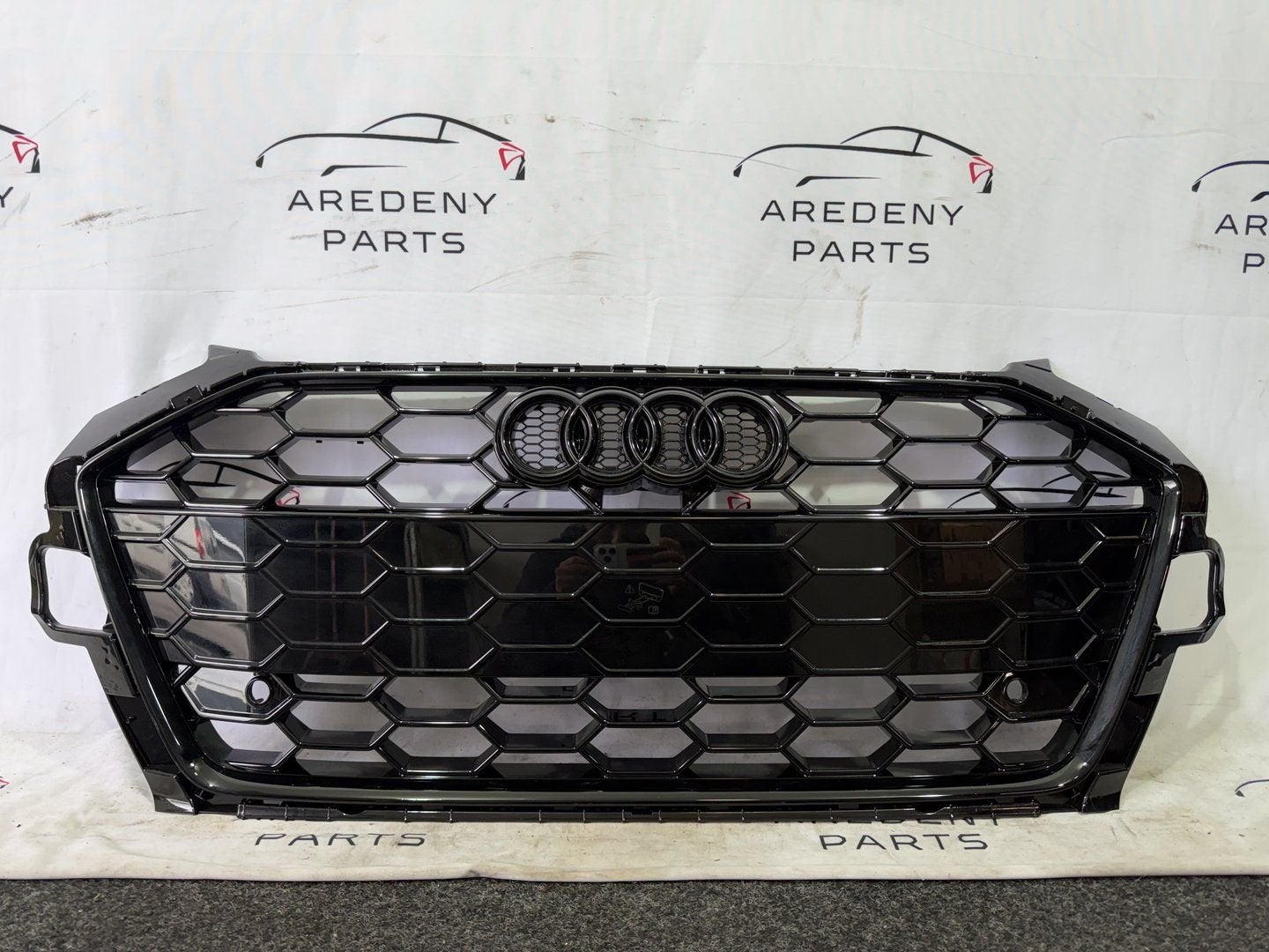 Audi A4 S4 B9 8W Facelift S-Line Grill Grille 8W0853651EB, Gebruikt, -, -, -