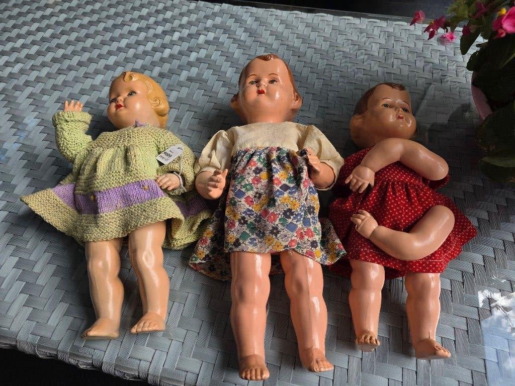 3 oude popjes, Ophalen of Verzenden