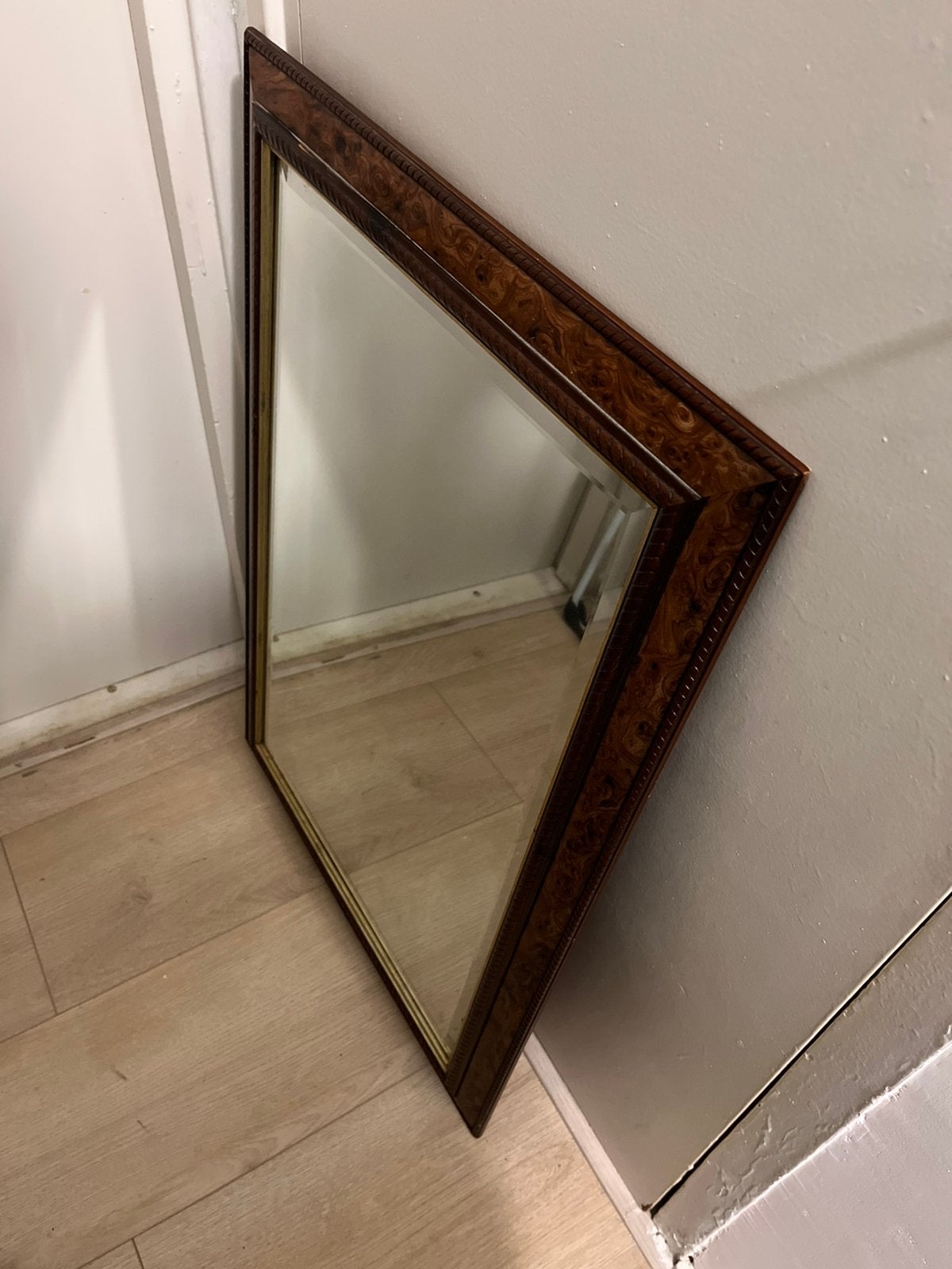 Vintage Wandspiegel met Houten Lijst (57 x 85 cm), Ophalen, Zo goed als nieuw, Rechthoekig, Minder dan 100 cm