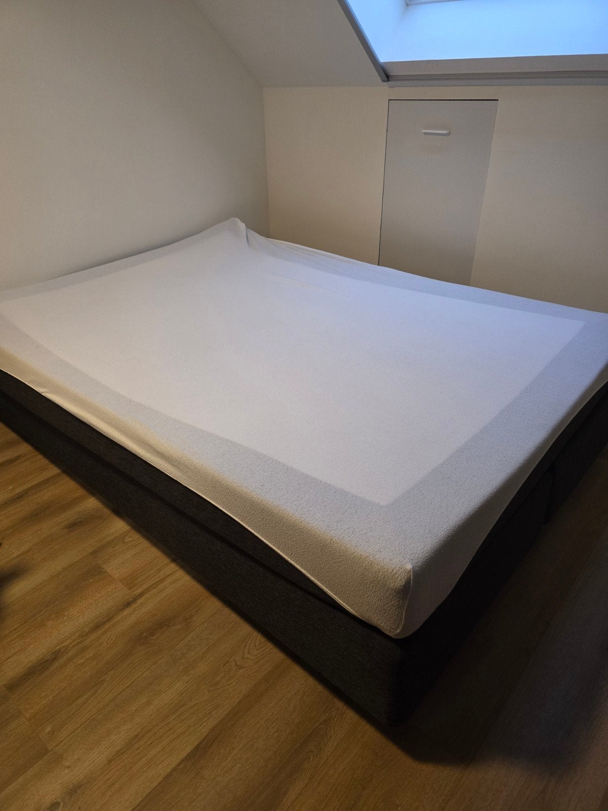 Boxspring 210x160 incl matras, Ophalen, 210 cm, Tweepersoons, Zo goed als nieuw