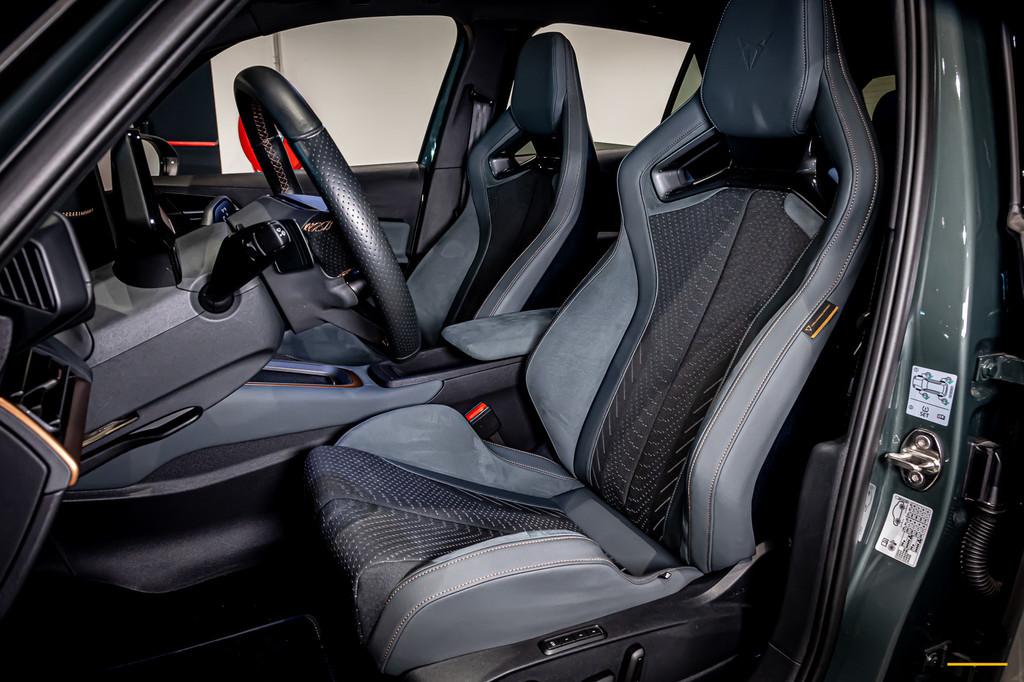 Cupra Born VZ 84 kWh|Pano|1eig|FullOptions|HUDG, Auto's, Cupra, Automaat, Achterwielaandrijving, 510 min, Zwart