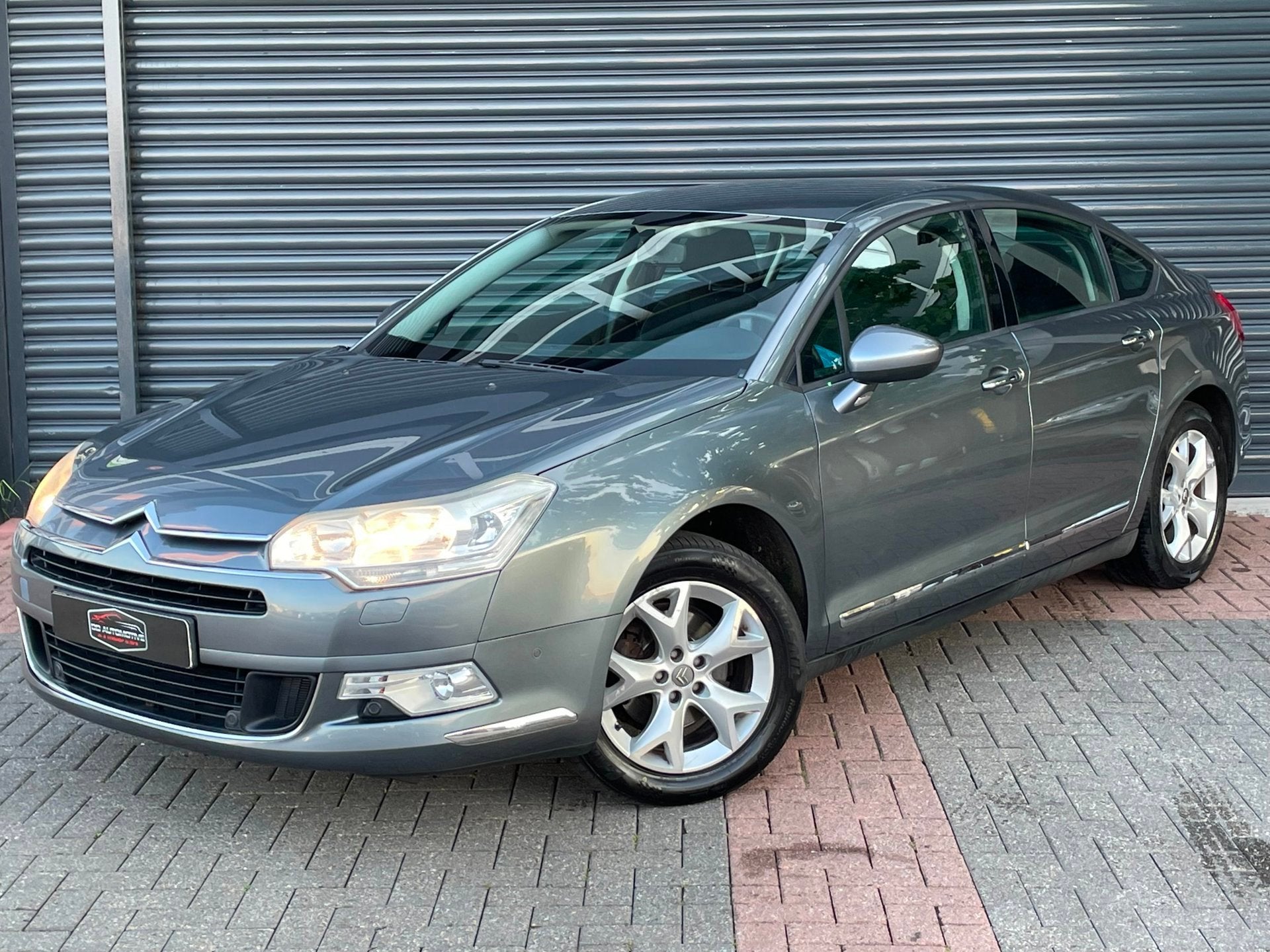 Citroen C5 1.8 16V Dynamique Cruise | Climate Control | Pdc, Auto's, Citroën, Dealer onderhouden, Gebruikt, Zwart, 4 cilinders