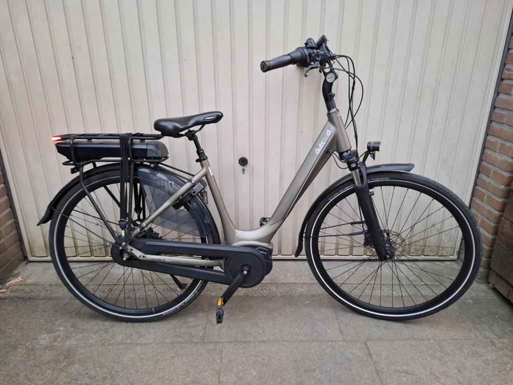 Dutch id 28 inch 7v dames ebike
Bosch middenmoter, 53 tot 56 cm, Versnellingen, Zo goed als nieuw, Ophalen