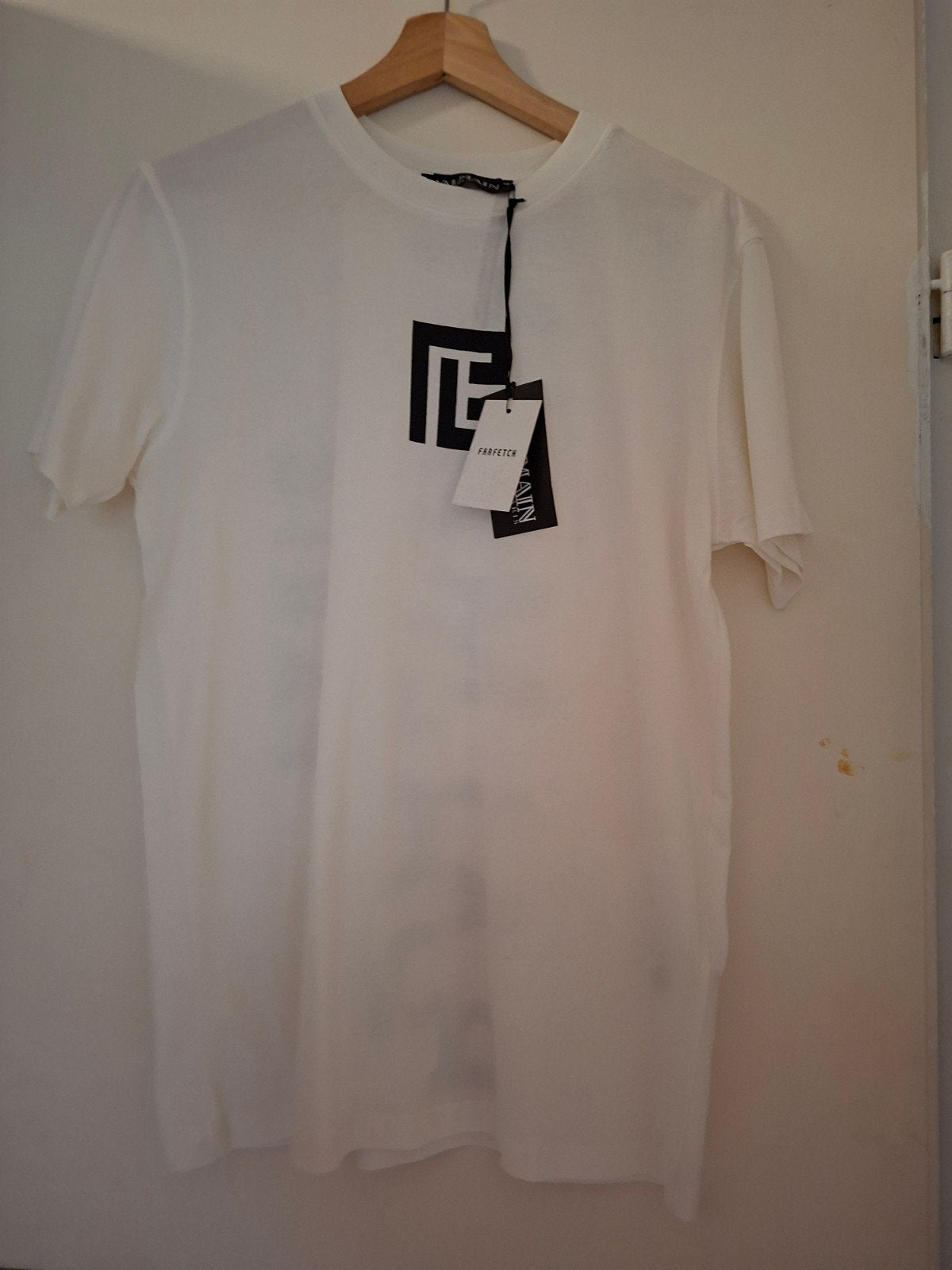 Balmain T-shirt wit met logo - Nieuw met kaartjes, Balmain, Maat 48/50 (M), Wit, Nieuw