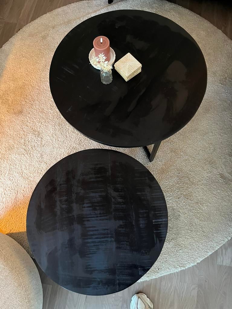 Twee mango houten zwarte tafels met metaal onderstel, Huis en Inrichting, Tafels | Salontafels, 50 tot 100 cm, Rond, Ophalen of Verzenden