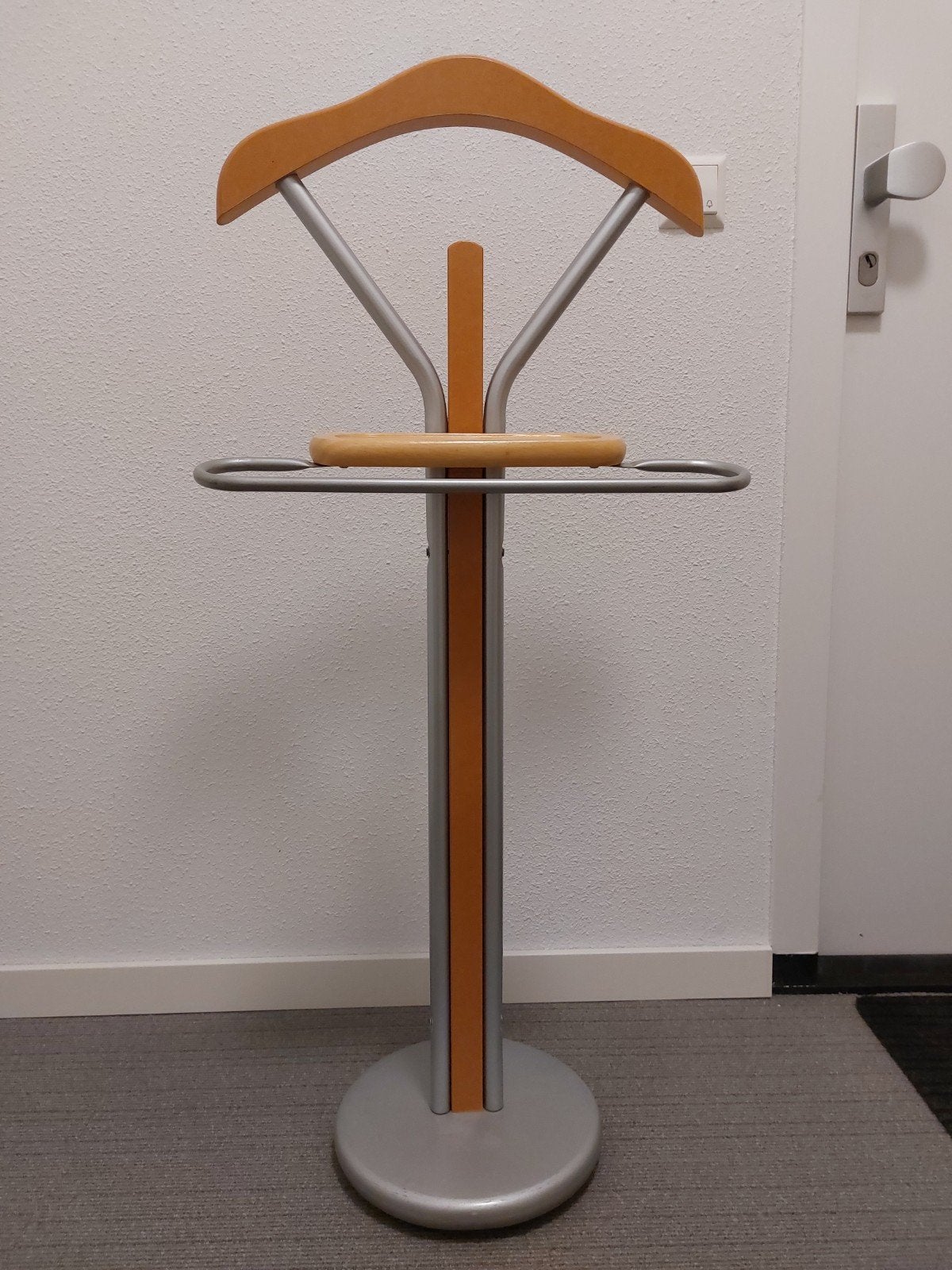 Staander kapstok van hout en metaal, Ophalen, Gebruikt, 100 tot 150 cm, Staande kapstok
