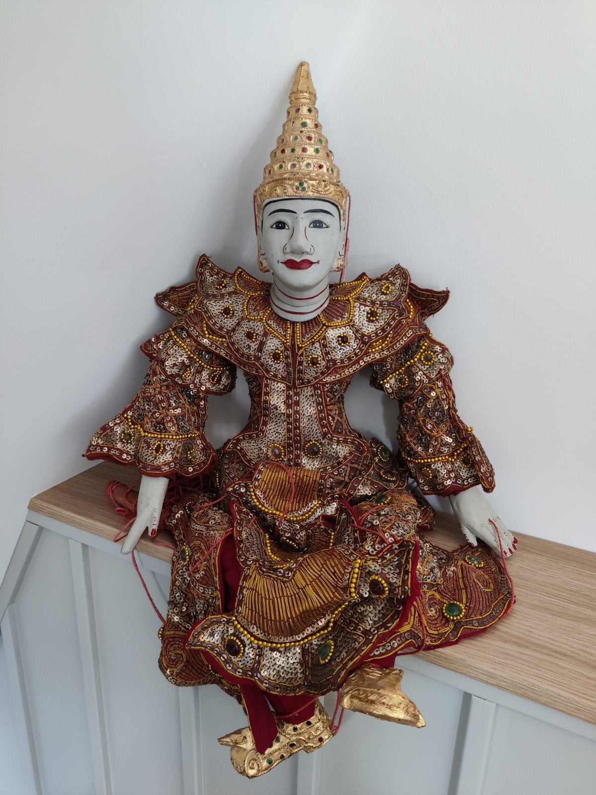 Thaise marionet in traditionele kleding, Ophalen of Verzenden, Zo goed als nieuw