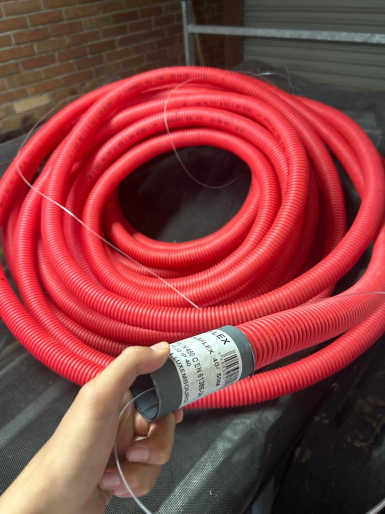 Famaflex PE TP Famaflex 40-50M Rode Kabelbuis, Doe-het-zelf en Verbouw, Ophalen, Nieuw, Kabel of Snoer