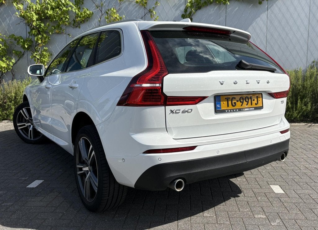 Volvo XC60 2.0 T5 Momentum | Bowers Wilkins Audio | Panorama, Auto's, Volvo, 12 maanden, Gebruikt, Euro 6, 4 cilinders