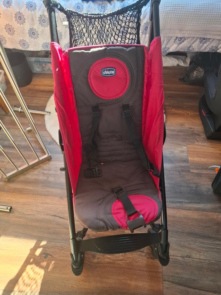 Chicco Buggy - Goede staat met regenkap en beugel, Ophalen
