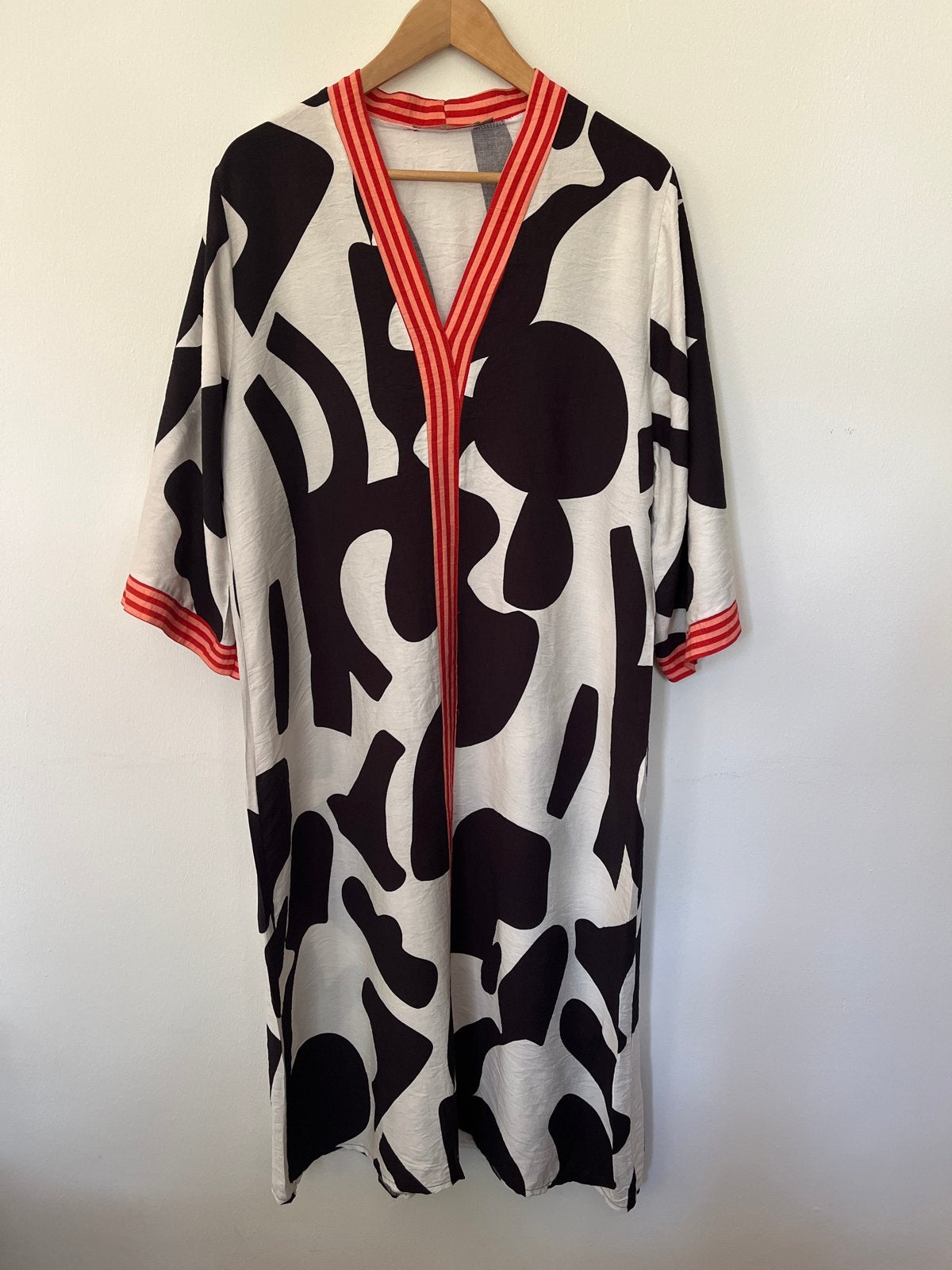 Marta Ibiza stijl zomerjurk V-hals L/XL met kleurrijke bies, Meerkleurig, Maat 46/48 (XL) of groter, Ophalen of Verzenden, Zo goed als nieuw