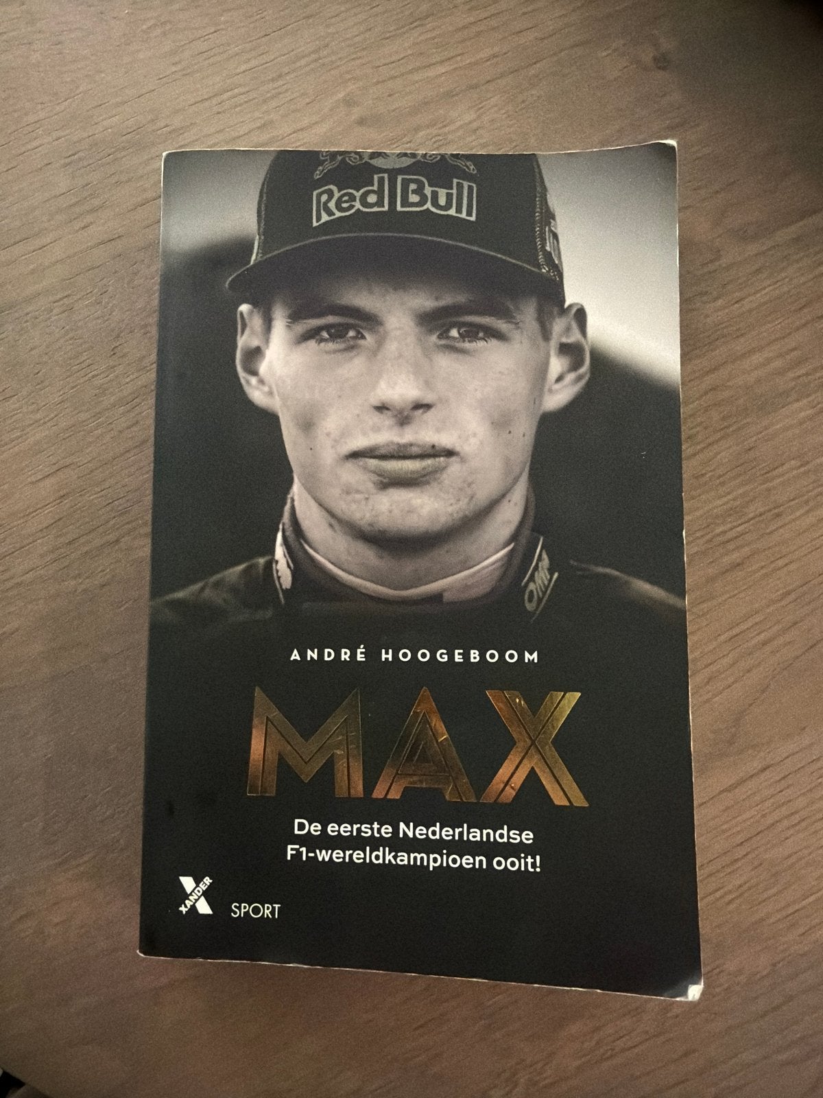 MAX: De eerste Nederlandse F1-wereldkampioen ooit!, Ophalen of Verzenden, Gelezen, Overige sporten