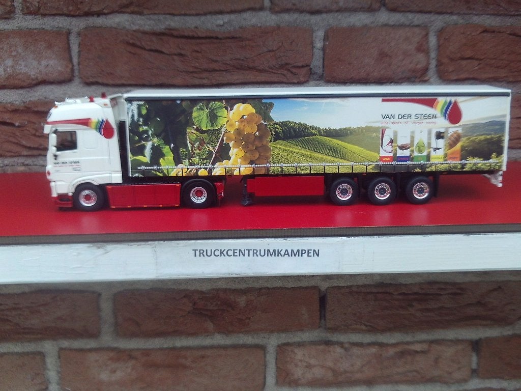 WSI  Daf  XF  Super  Space  Cab  van  der  Steen.