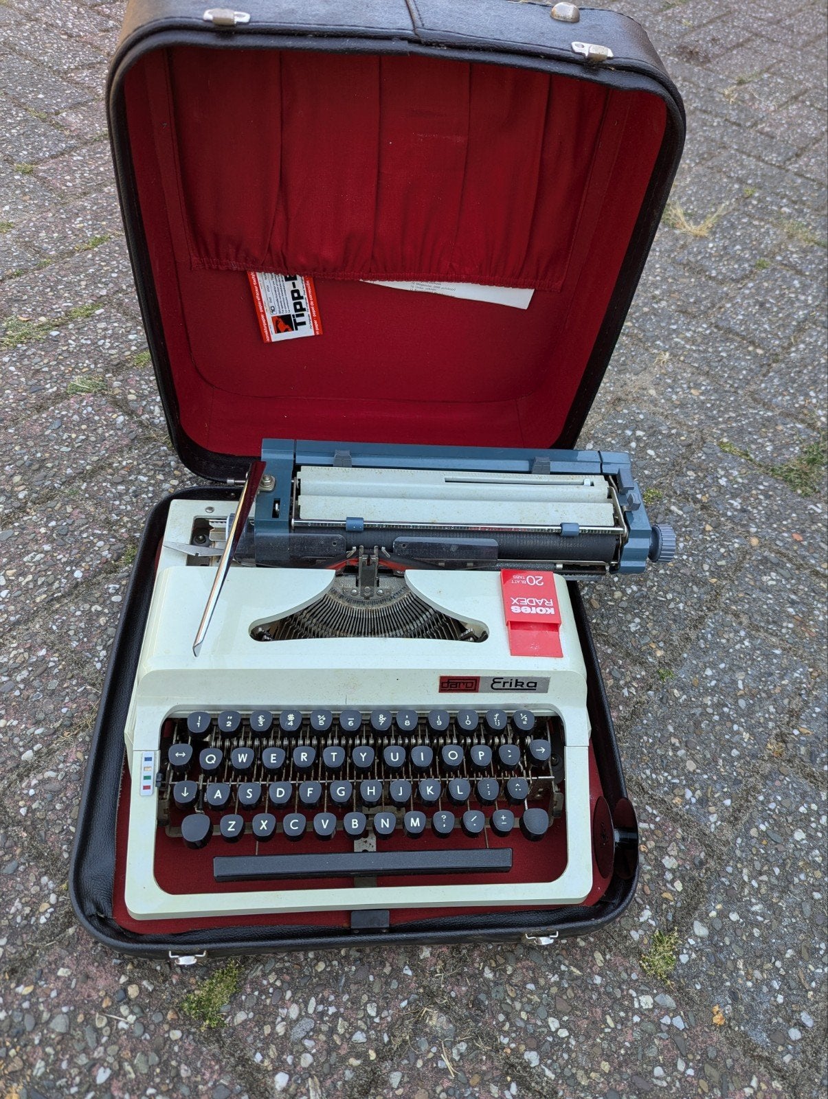 Typemachine, merk Erika, Ophalen, Gebruikt