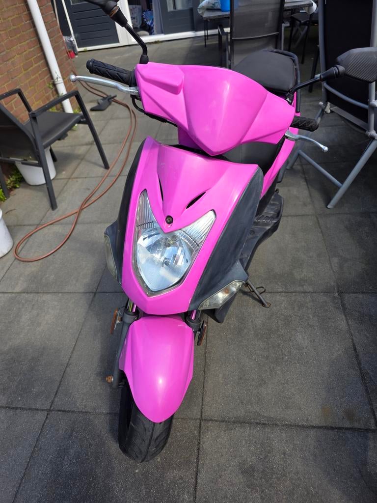 Kymco agility 50, Fietsen en Brommers, Scooters | Kymco, Ophalen, Zo goed als nieuw, Benzine, Agility