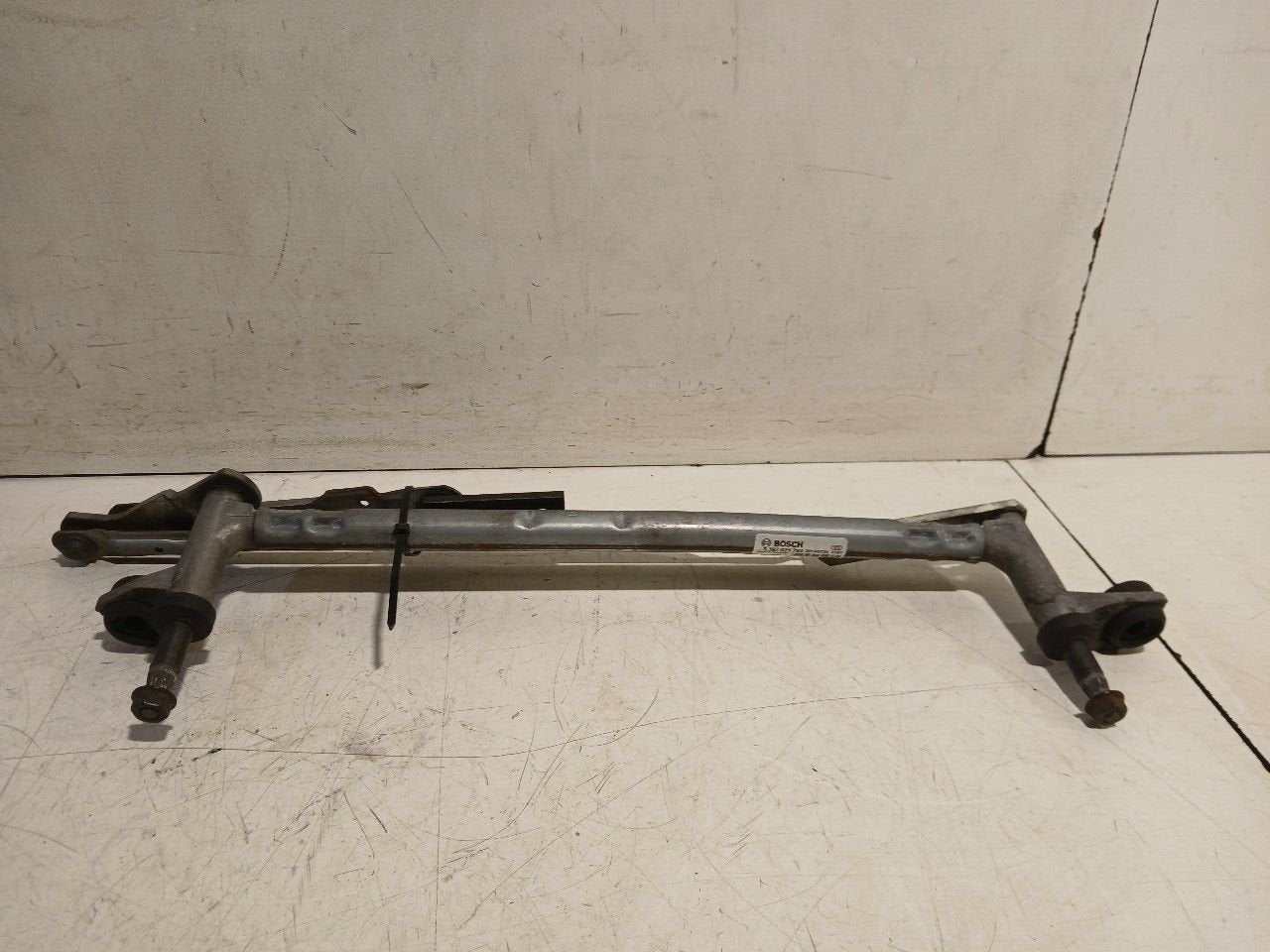 Ruitenwisser mechaniek voor Volkswagen Golf, Onderdelen@venauto.nl, Van der Ven Autorecycling B.V., Gebruikt, Ettenseweg 76, 4706 PB Roosendaal, The Netherlands