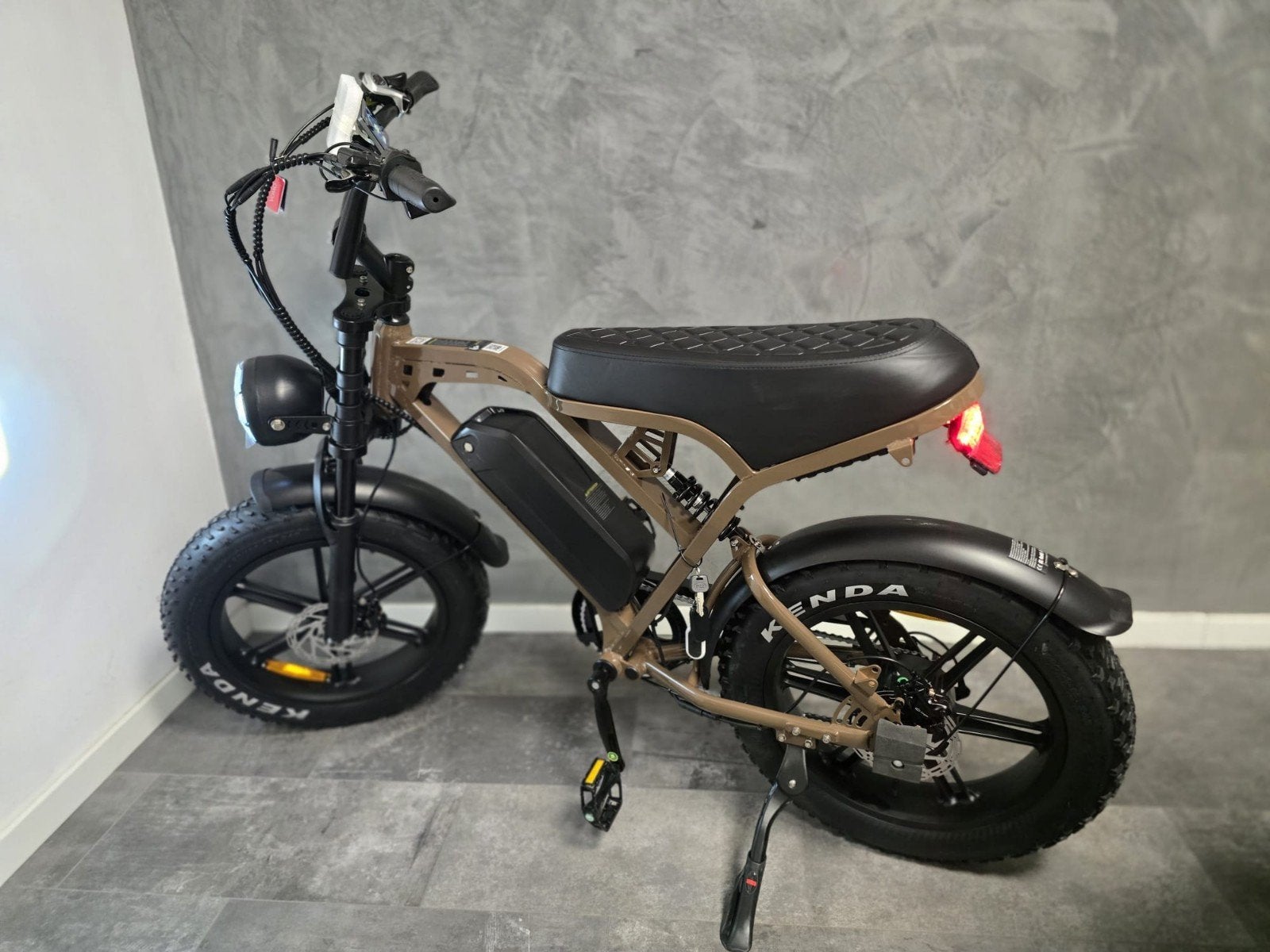 Fatbike V20 Pro 7 kleuren Op Voorraad Aanbieding €469,-, Fietsen en Brommers, Overige merken, -, -, Nieuw