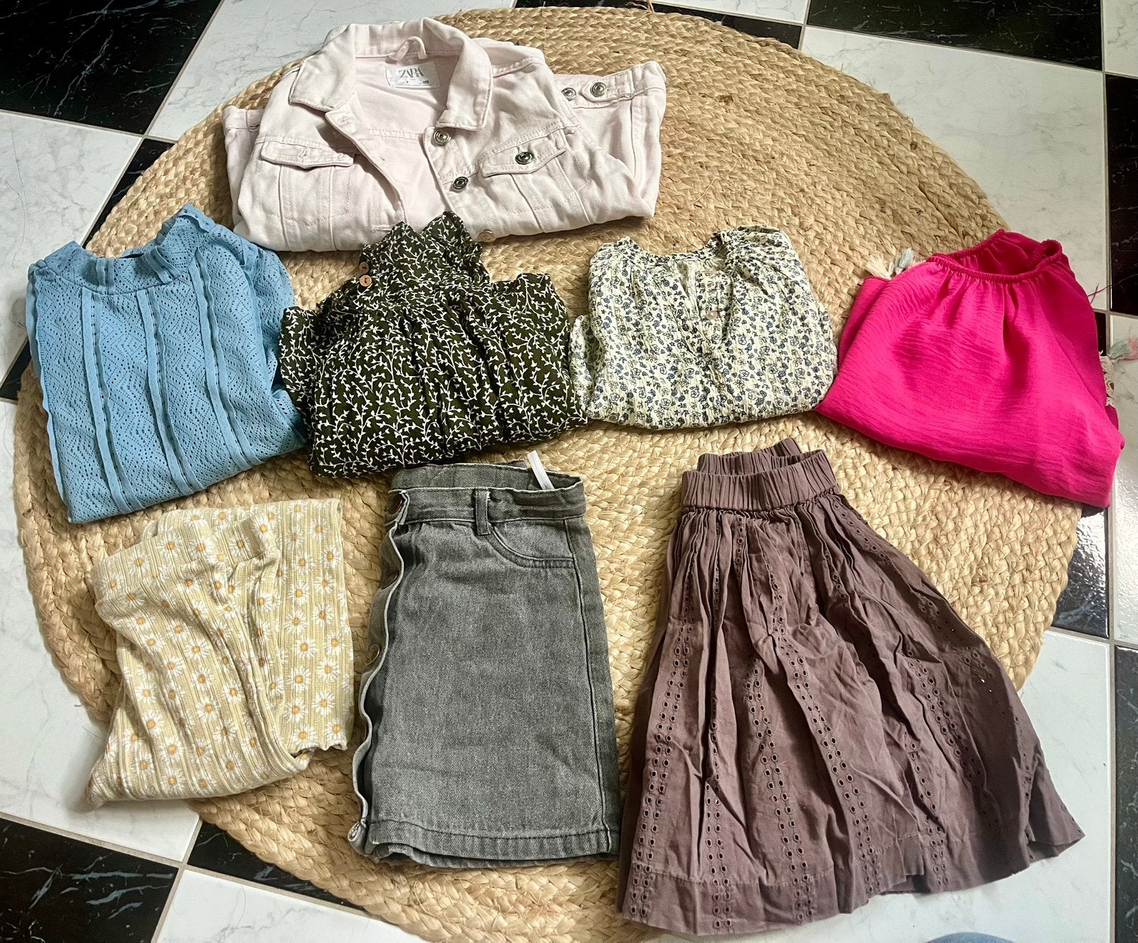 122/128 meisjes kleding MarMar, shirts, Ophalen of Verzenden, Zo goed als nieuw