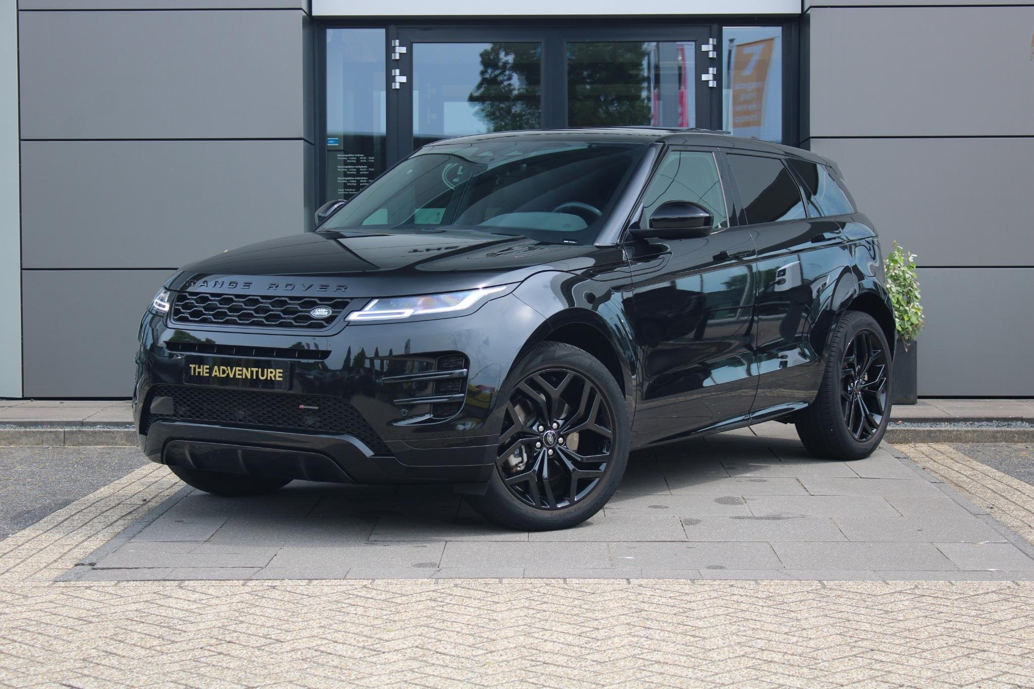 Land Rover Range Rover Evoque P300e R-Dynamic SE | Cloud | T, 309 pk, Euro 6, Met garantie (alle), 15 kWh