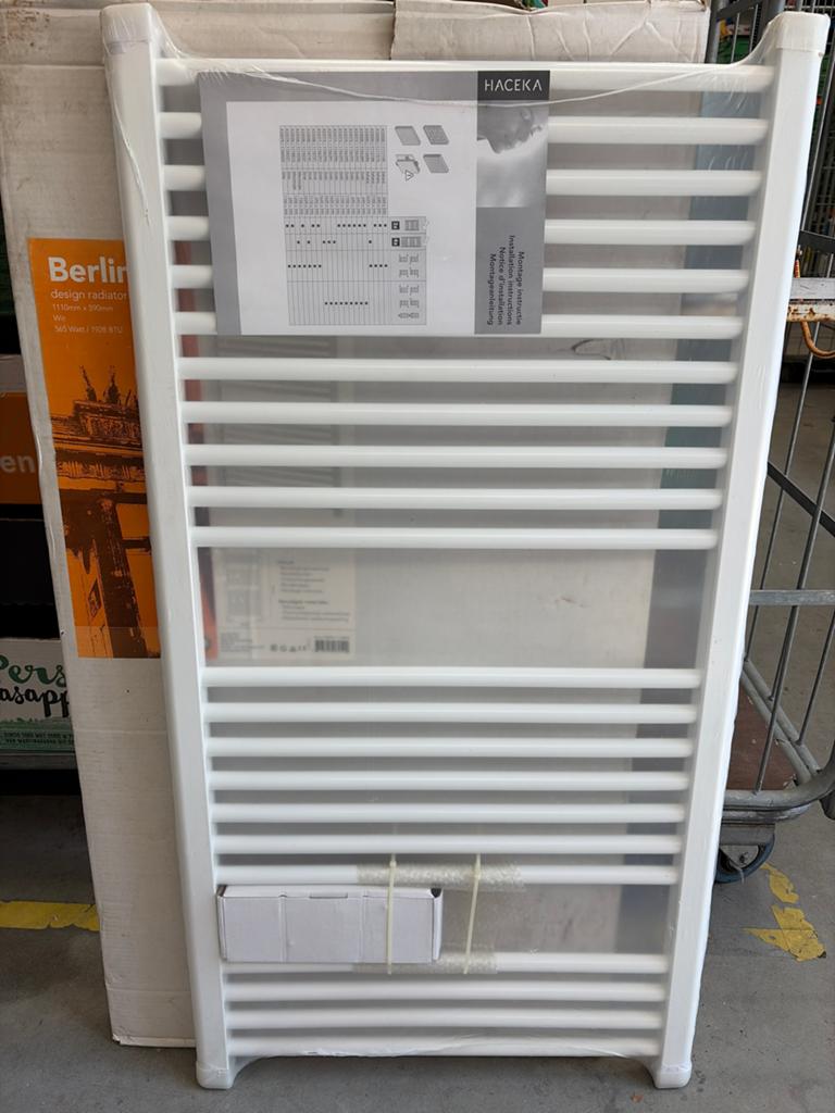 Nieuwe design radiator haceka berlin, 500 tot 800 watt, Radiator, Nieuw, Minder dan 60 cm